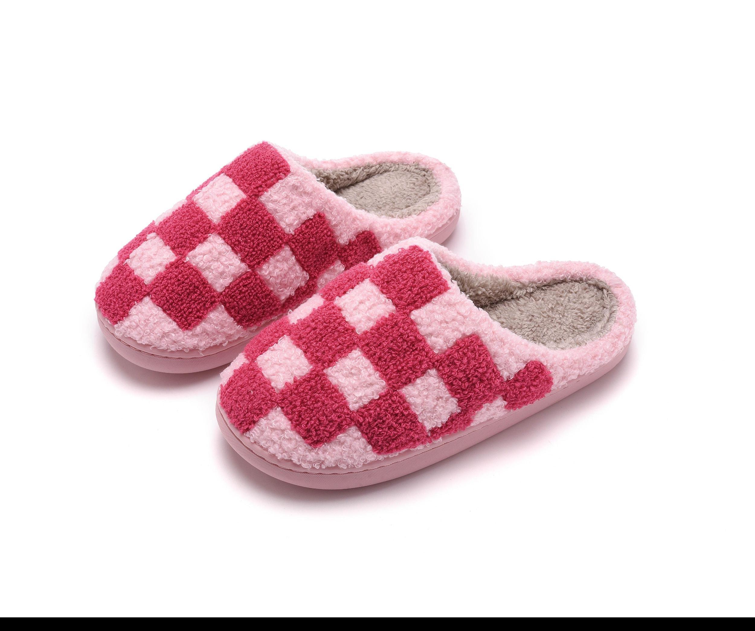Soft Plush Checker Slipper Product Image