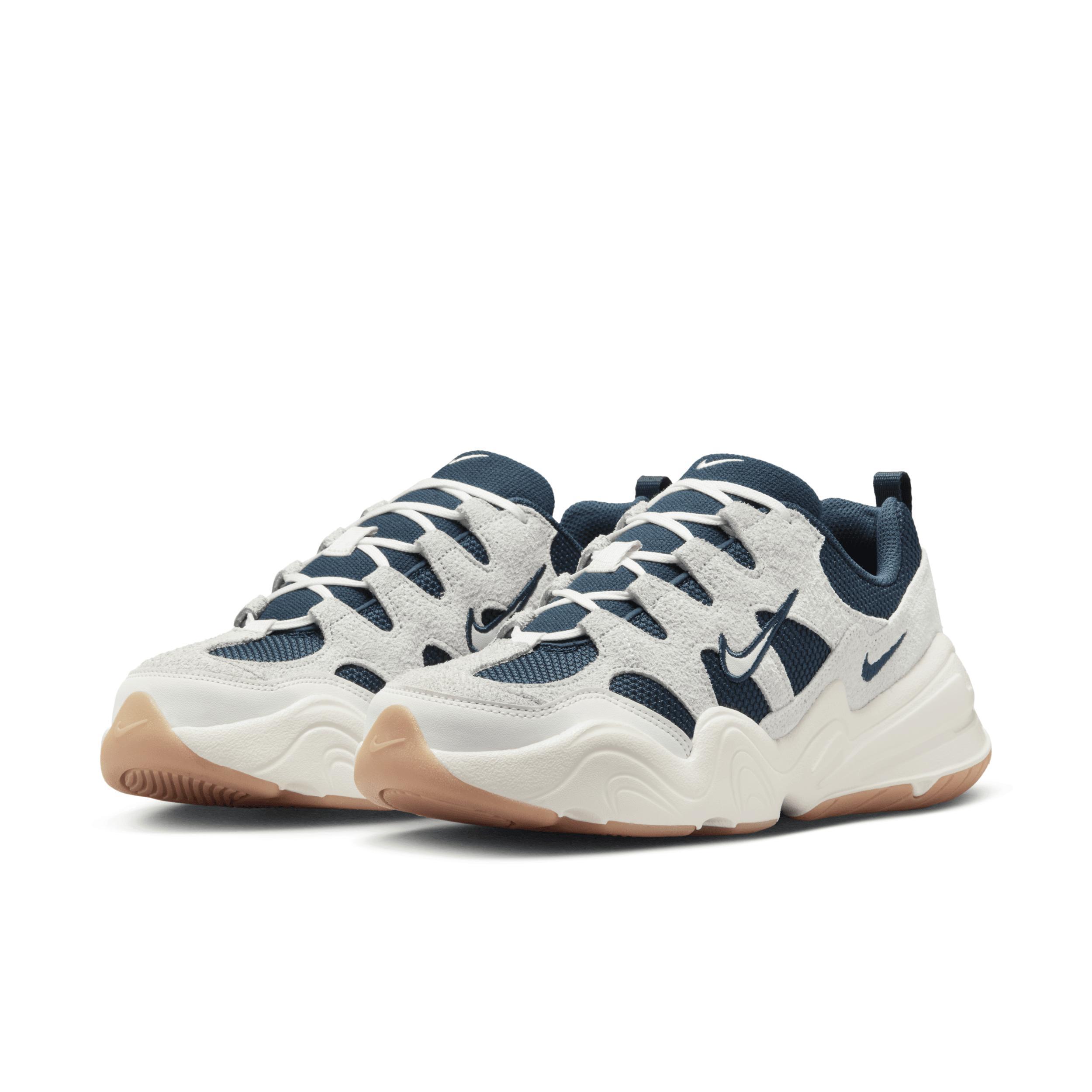 Nike Tech Hera Women's Shoes Product Image