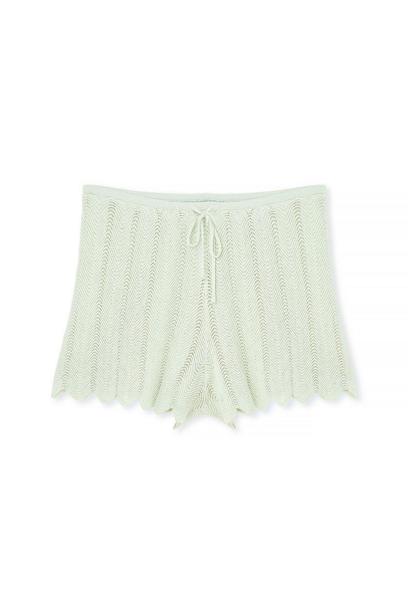 Knitted Swirl Pattern Shorts Product Image