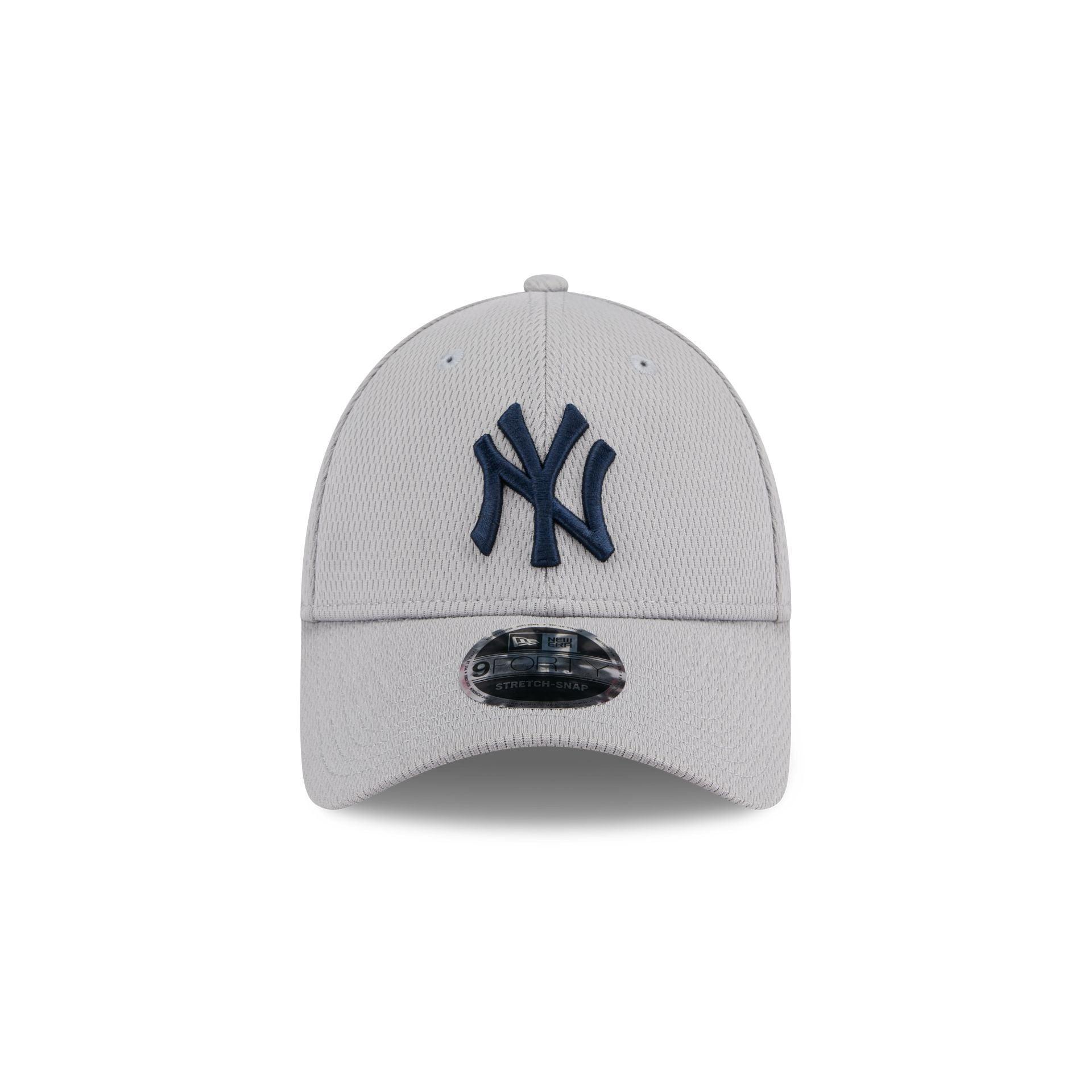 New York Yankees Gray 9FORTY Stretch-Snap Hat Male Product Image