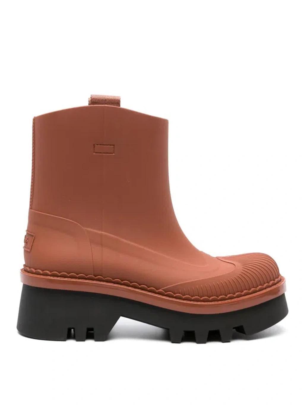 CHLOÉ Raina Rain Boots In Brown Product Image