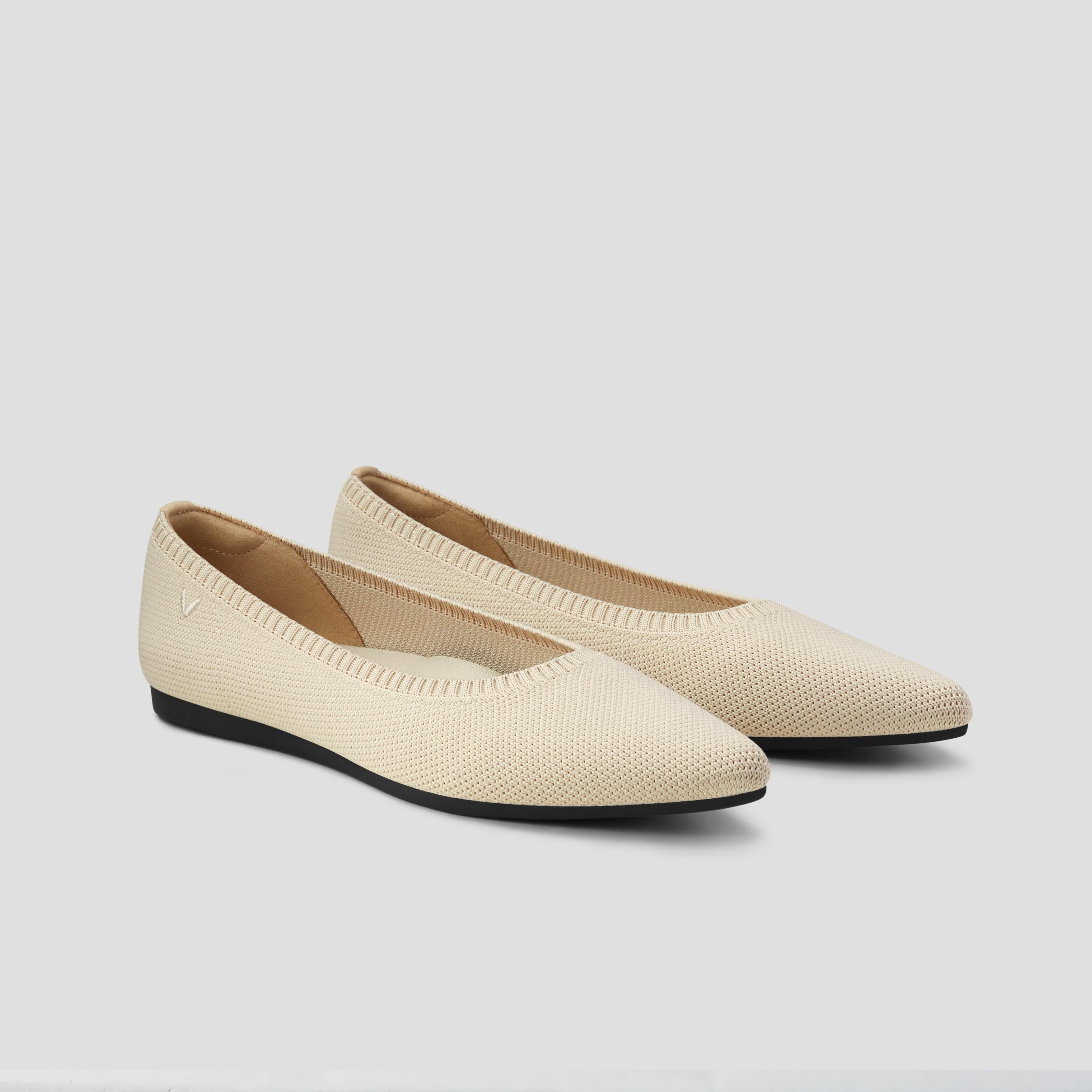 Pointed-Toe Ballet Flats (Aria 5°) Product Image