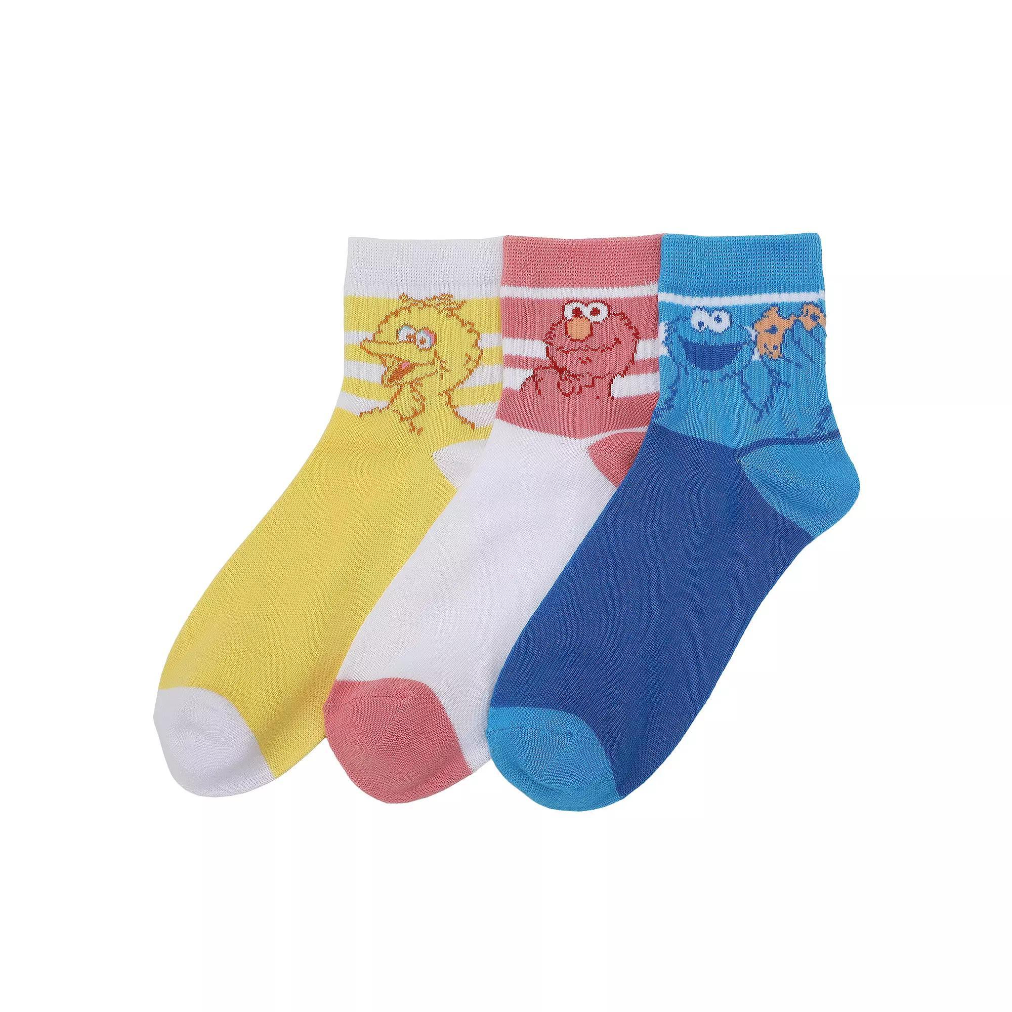 Women's Sesame Street 3-pk. Quarter Crew Socks, Size: 5-10, Sesame Street Ankle Product Image