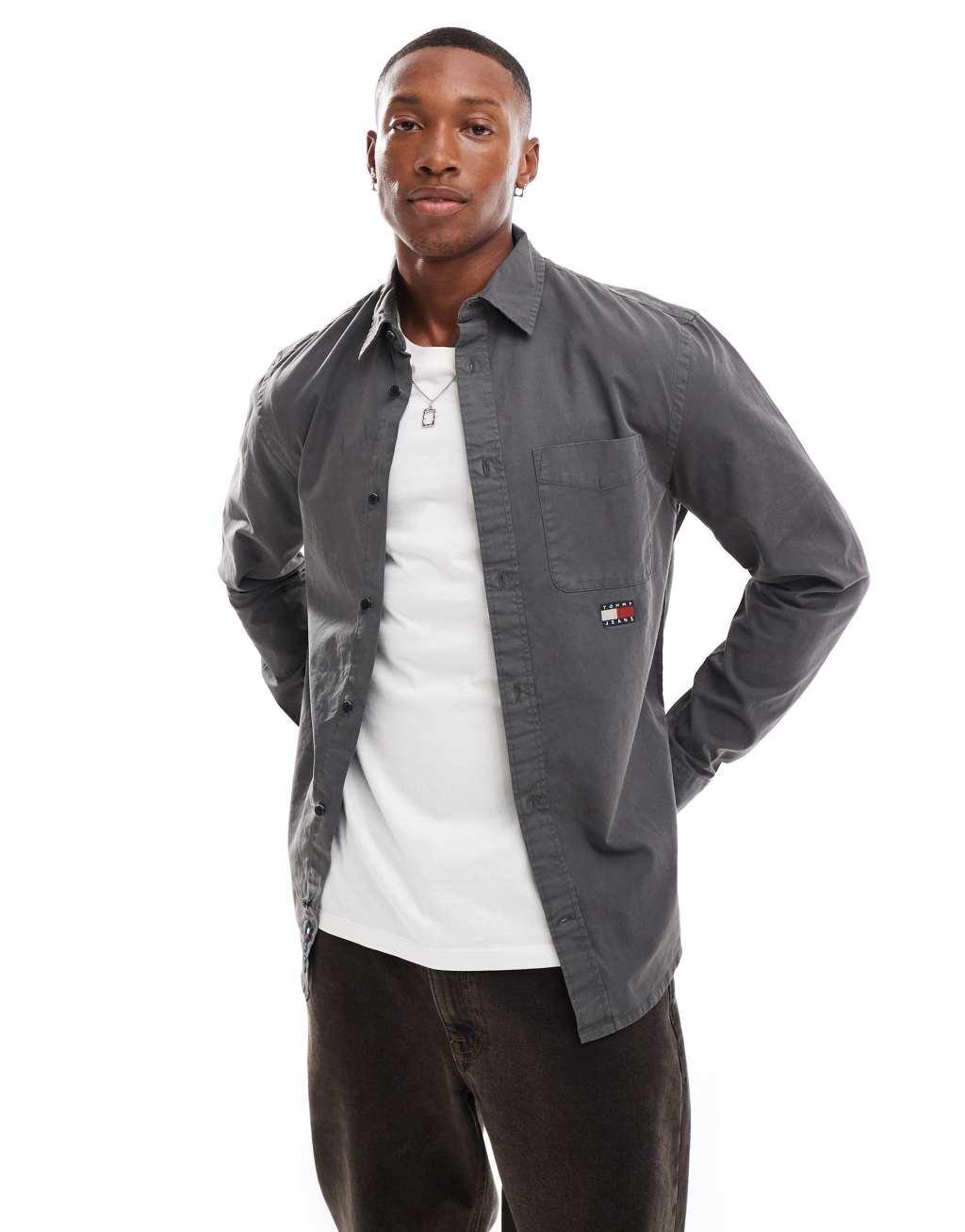 Tommy Jeans regular twill shirts in washed black Product Image