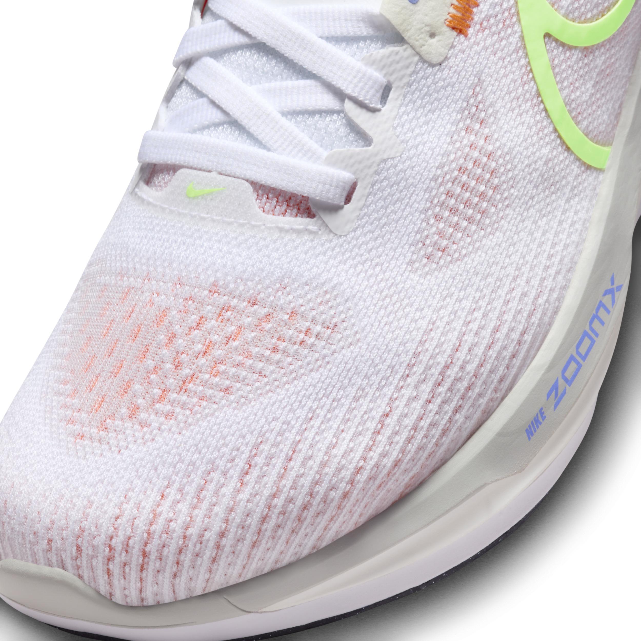 Womens Nike Vomero 17 Running Shoes Product Image