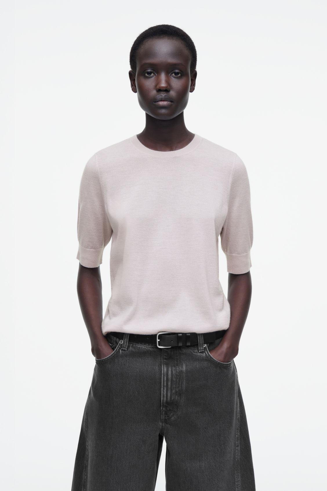 FINE PURE CASHMERE T-SHIRT Product Image