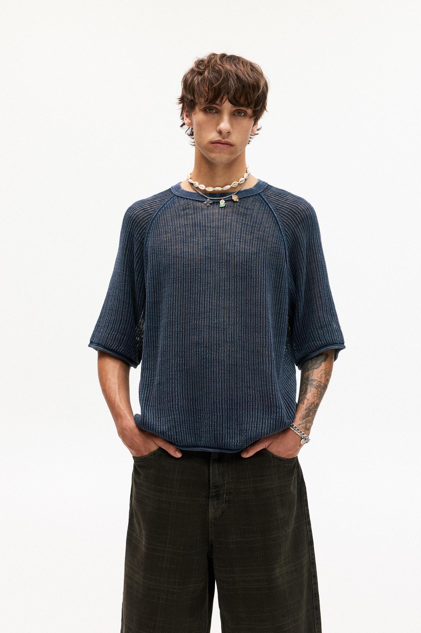 Short sleeve knit T-shirt Product Image