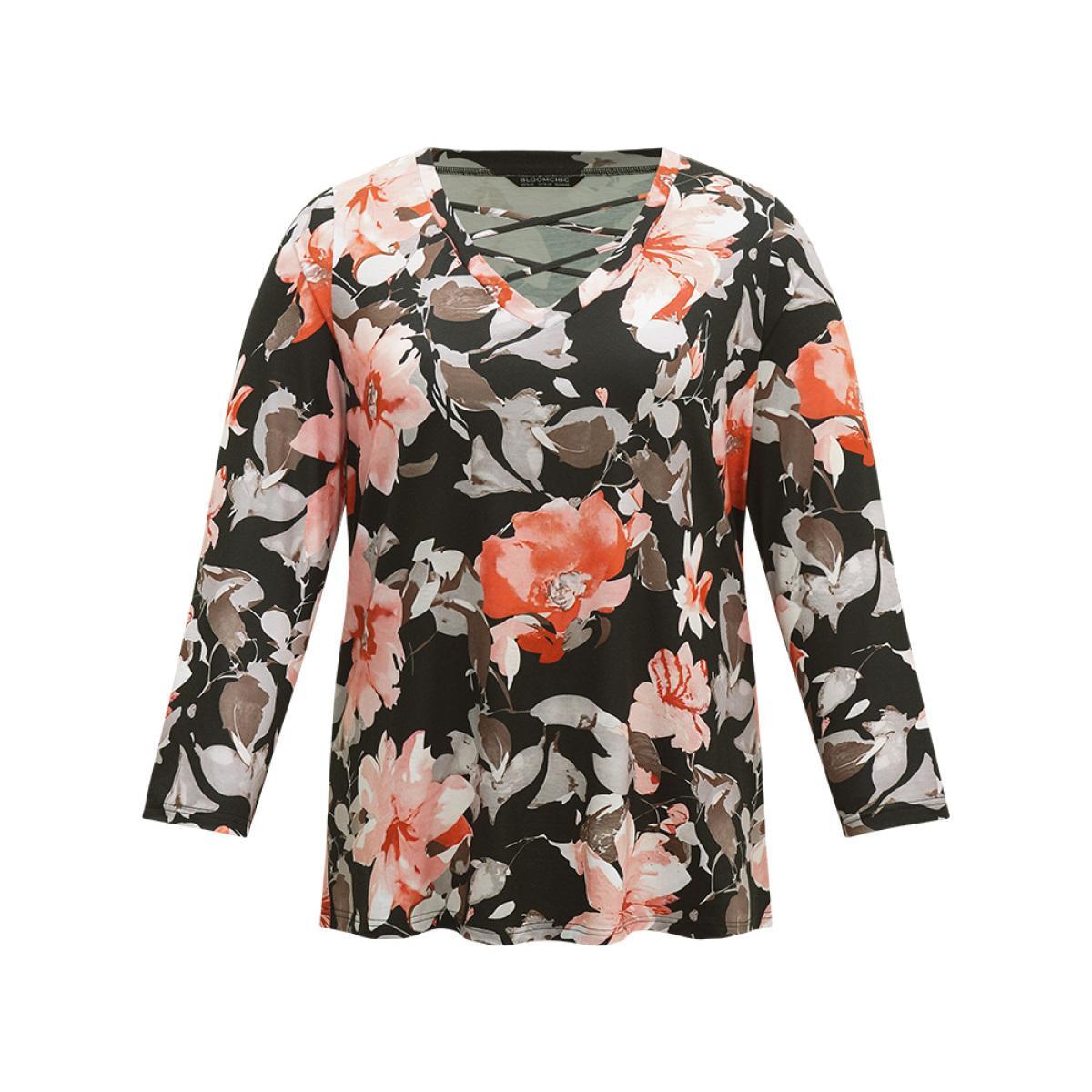 Plus Size Floral Print Crisscross V Neck T-shirt Black Women Casual Printed Floral V-neck Dailywear T-shirts BloomChic 10/M Product Image