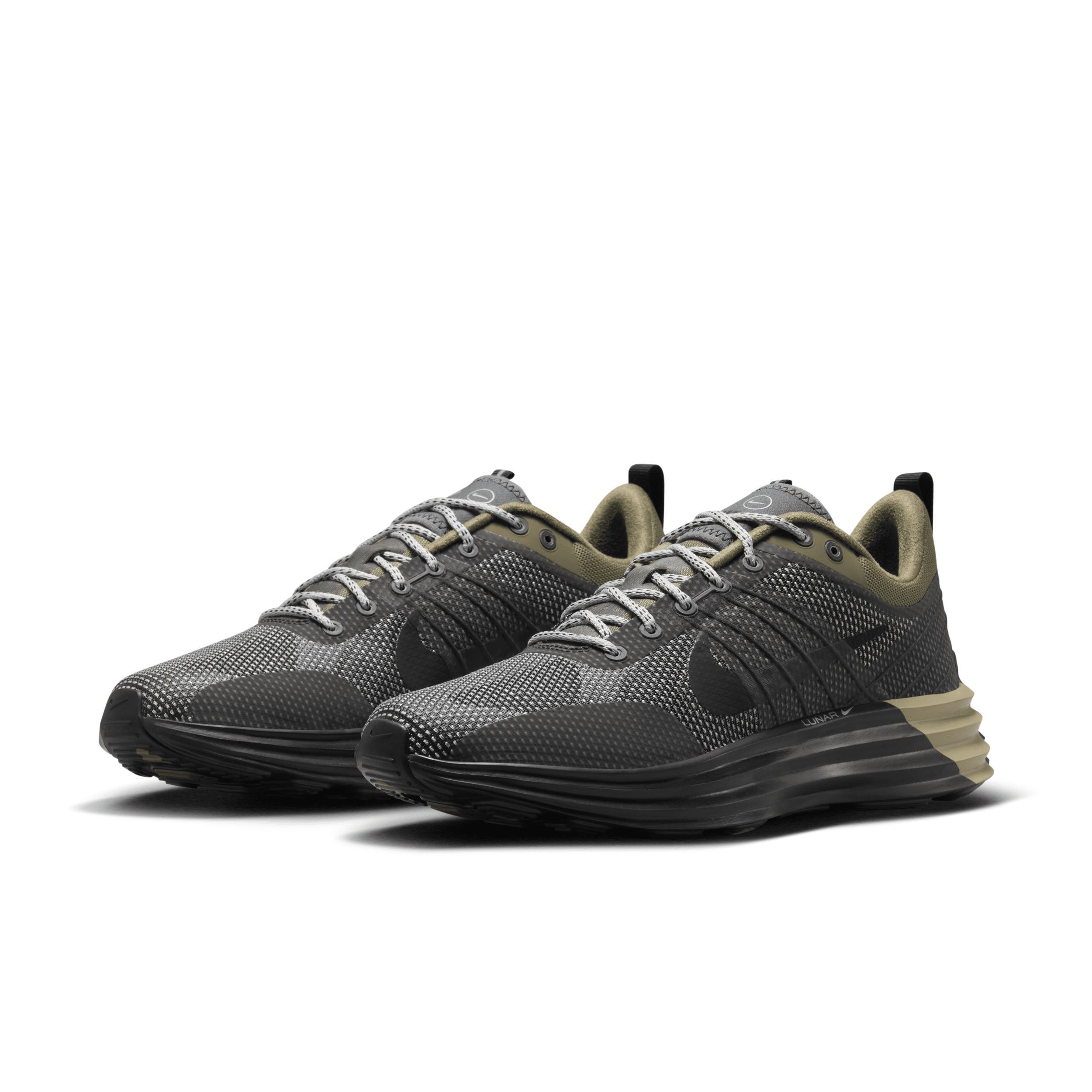 Nike Men's Lunar Roam SE Shoes Product Image