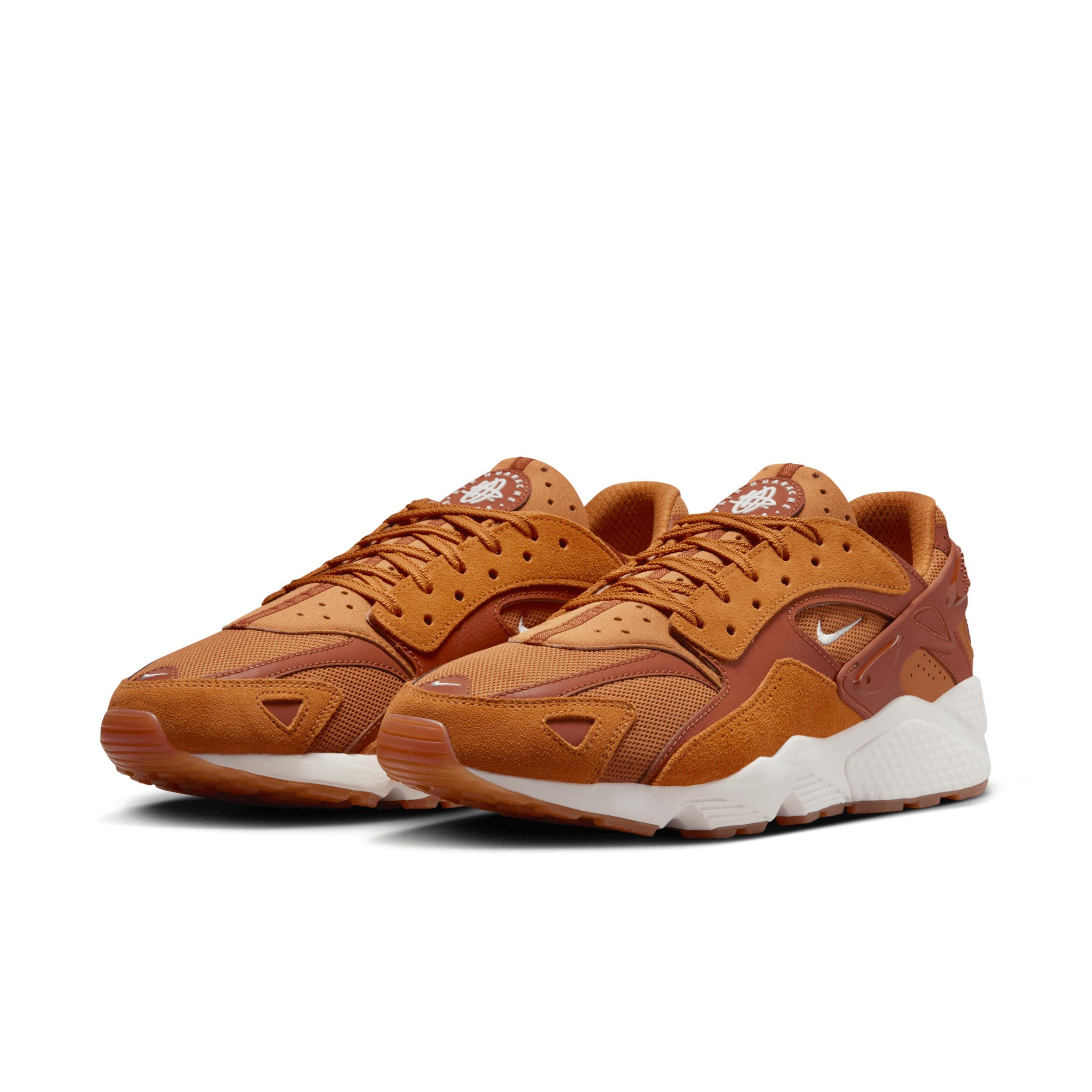 Nike Men's Air Huarache Runner Shoes Product Image