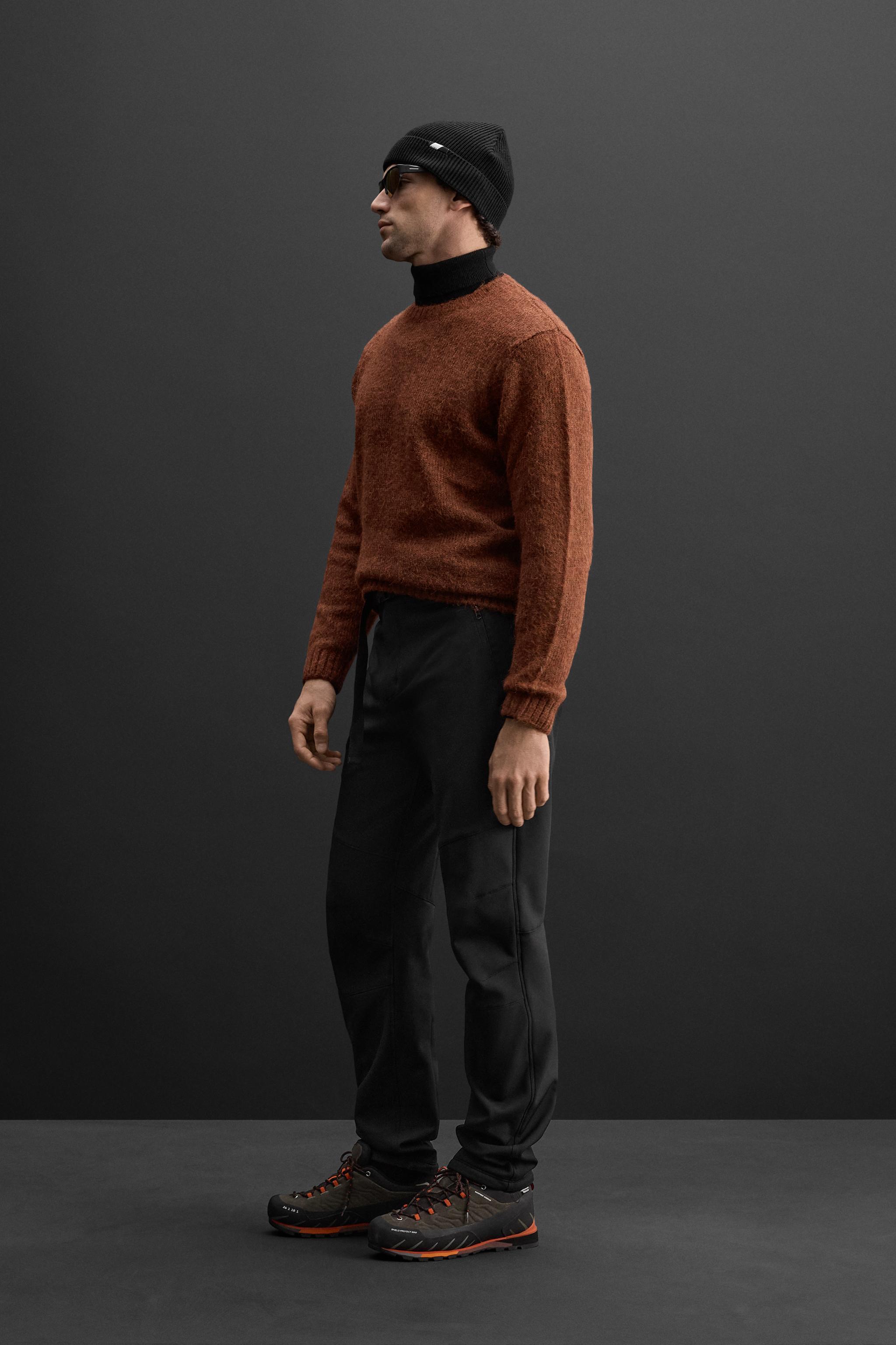 BELTED TECHNICAL PANTS Product Image