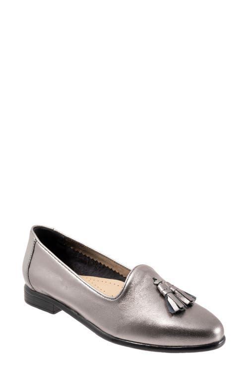 Trotters Liz Tassel Metallic Leather Loafers Product Image