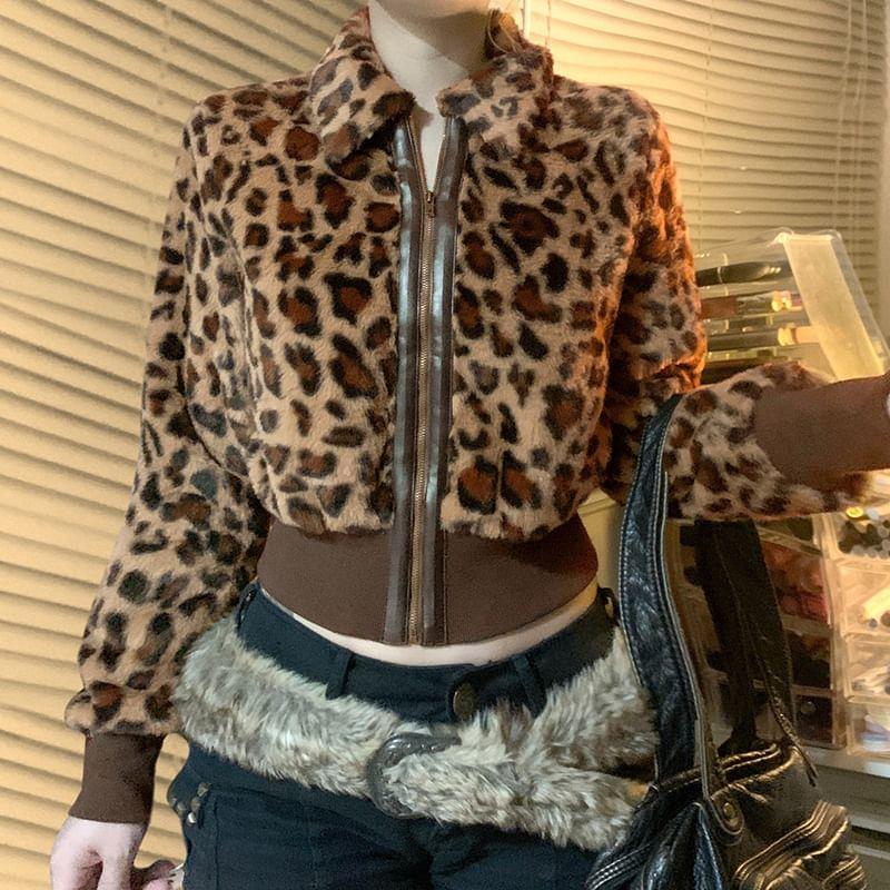 Leopard Print Long Sleeve Zip Up Collared Cropped Jacket Product Image