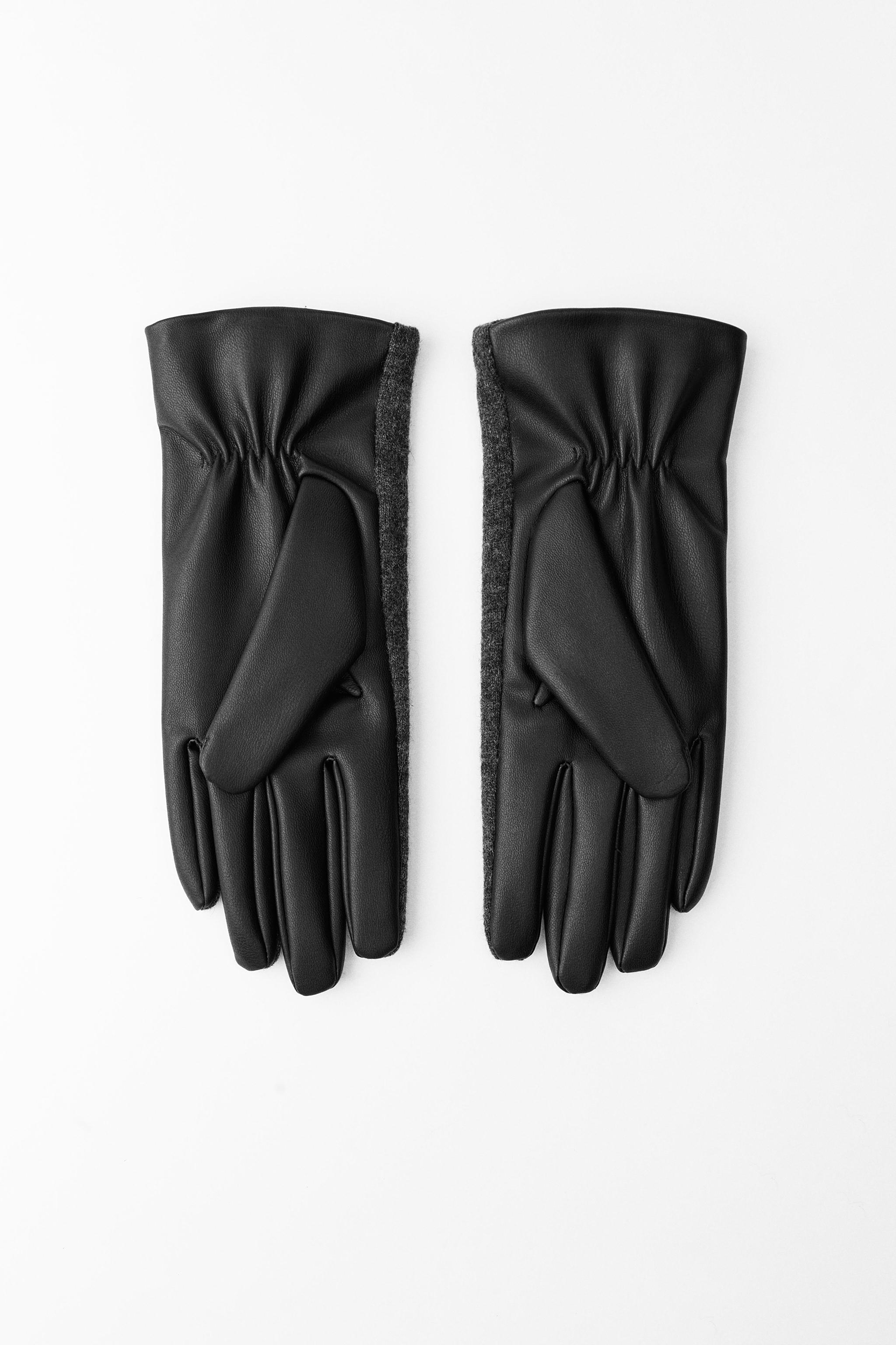 SHORT GLOVES Product Image