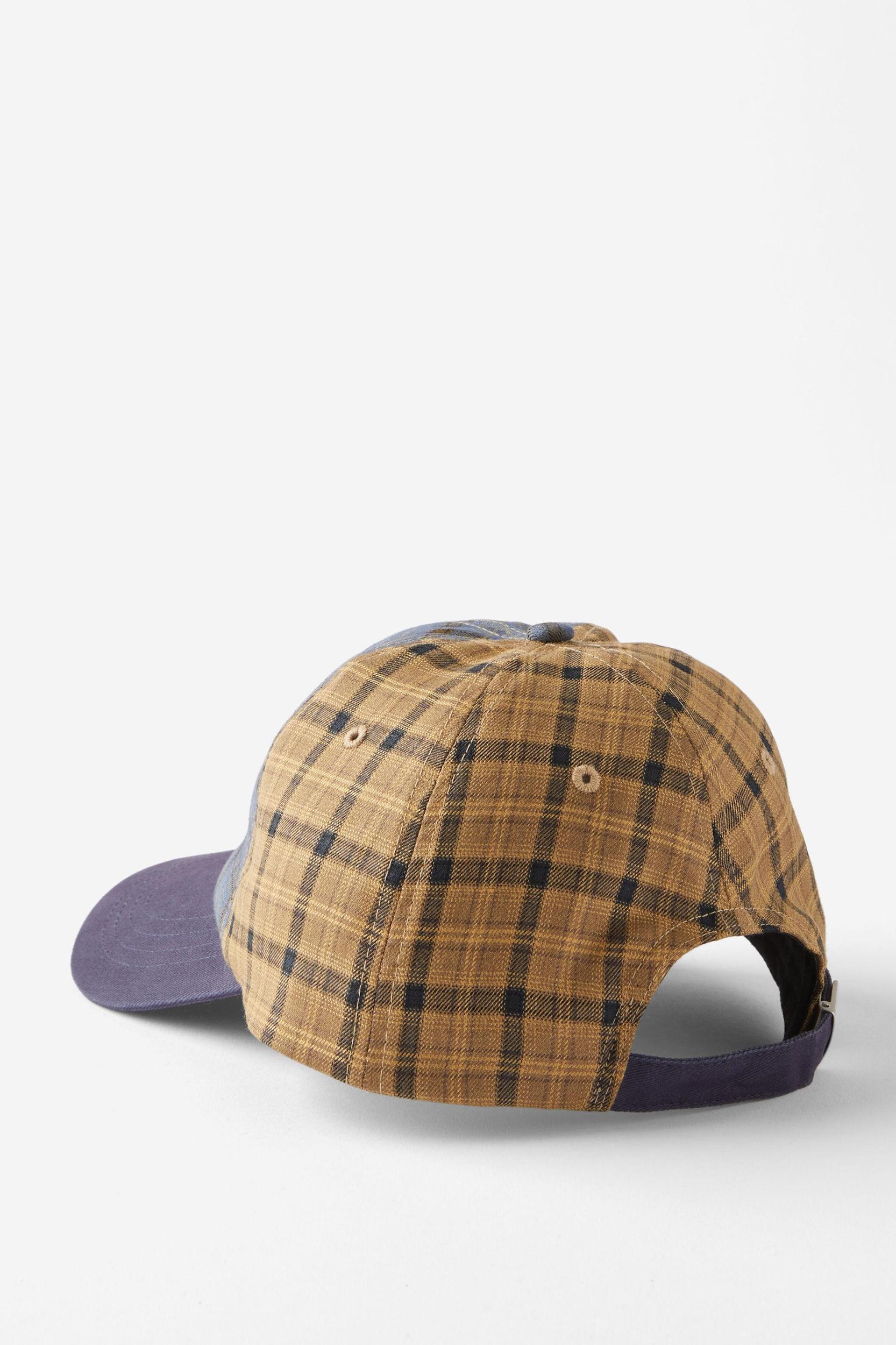 Classic Dad Cap Product Image