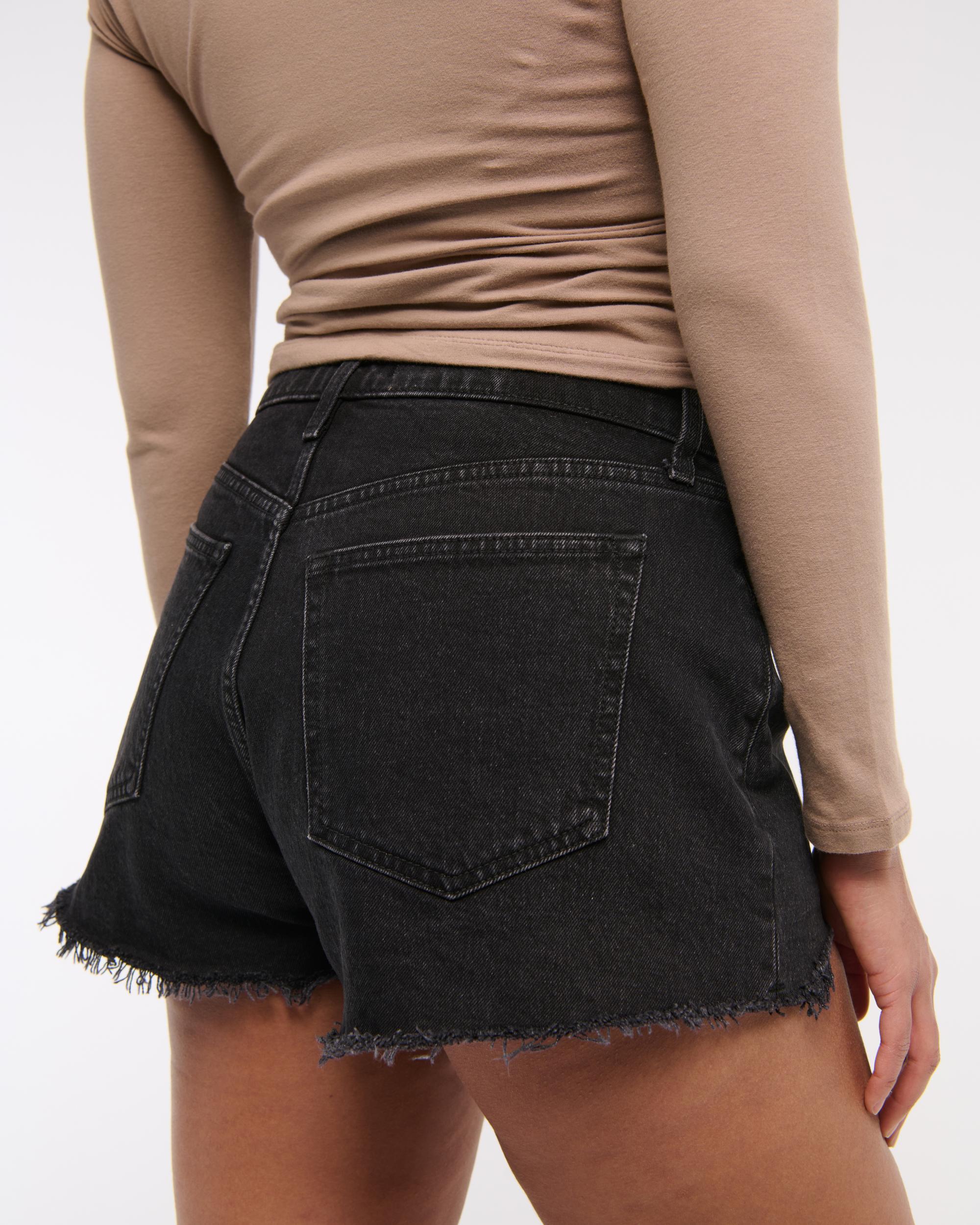 Curve Love High Rise Mom Short Product Image