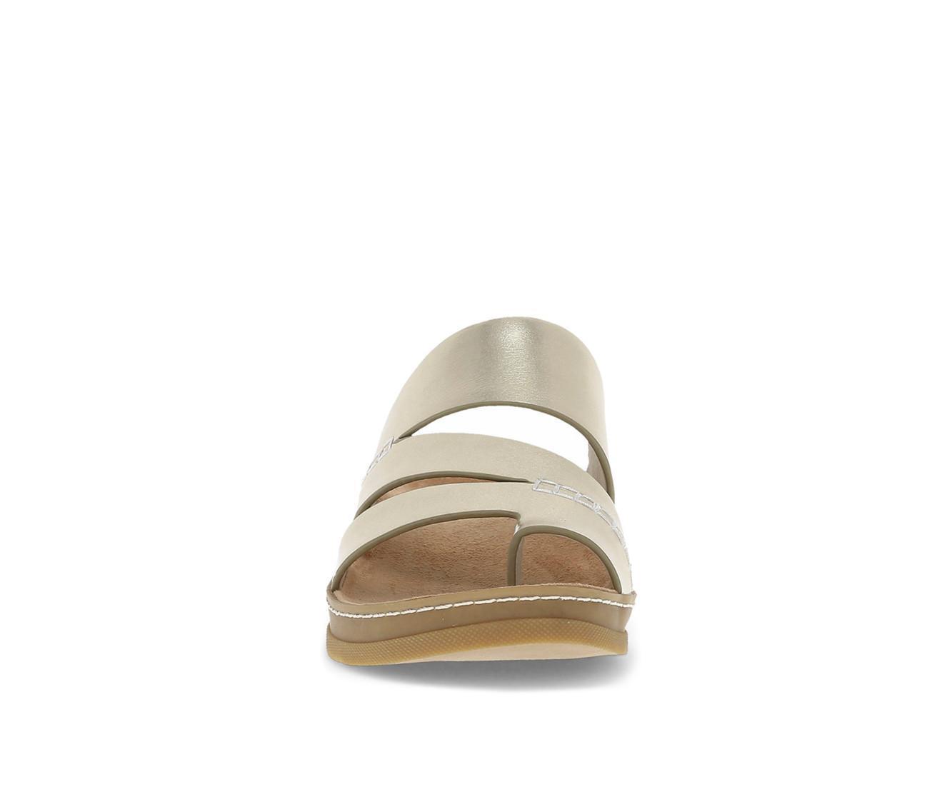 Women's Baretraps Fresha Wedge Sandals Product Image