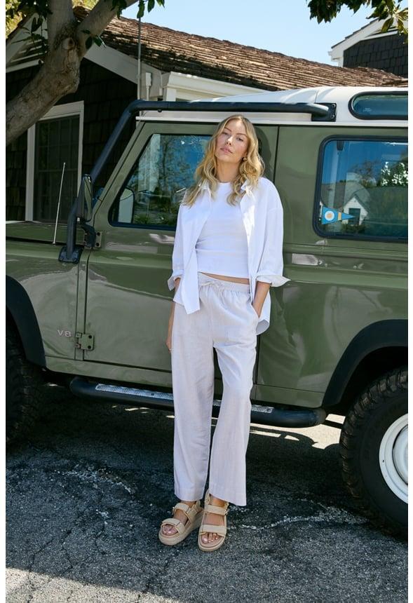 Pull-On Wide Leg Cropped Pants Product Image