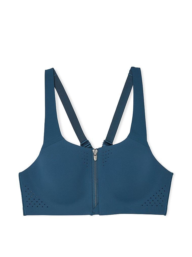 Featherweight Max™ Front-Close Sports Bra Product Image