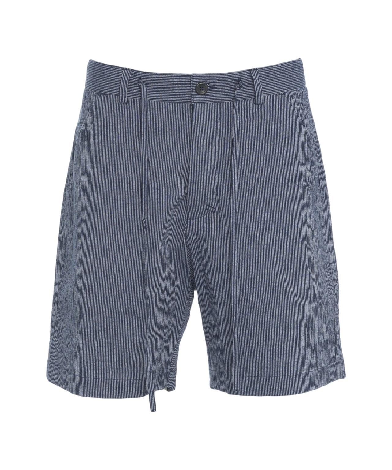Striped shorts Product Image
