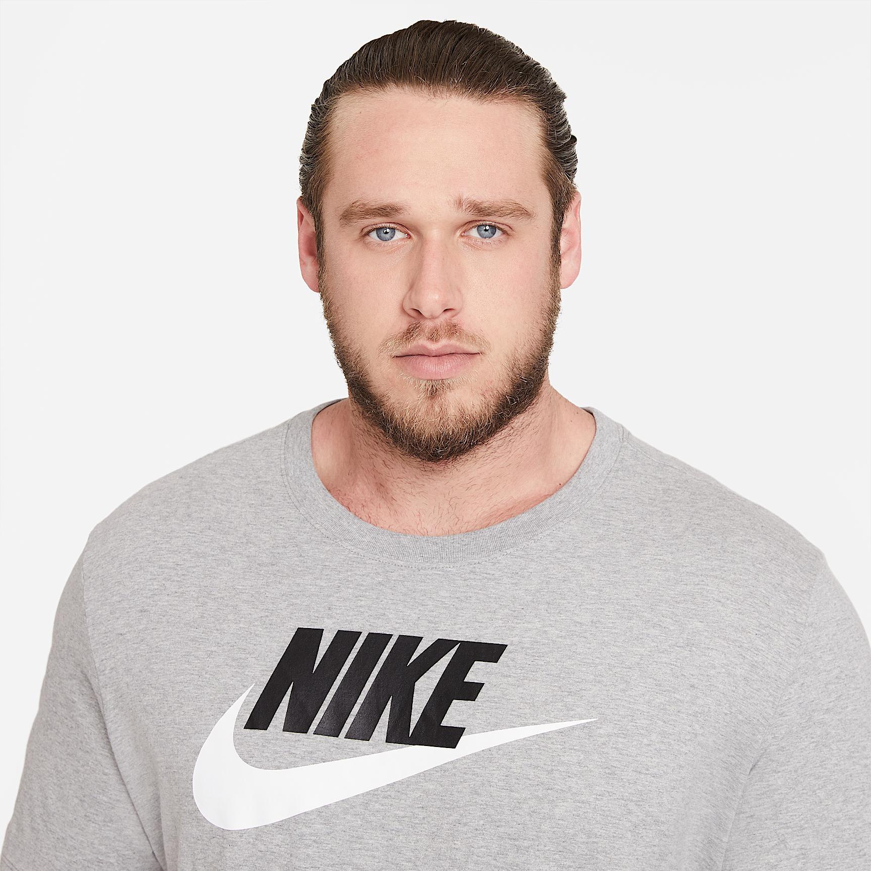Mens Nike Sportswear T-Shirt | AR5004-063 Product Image