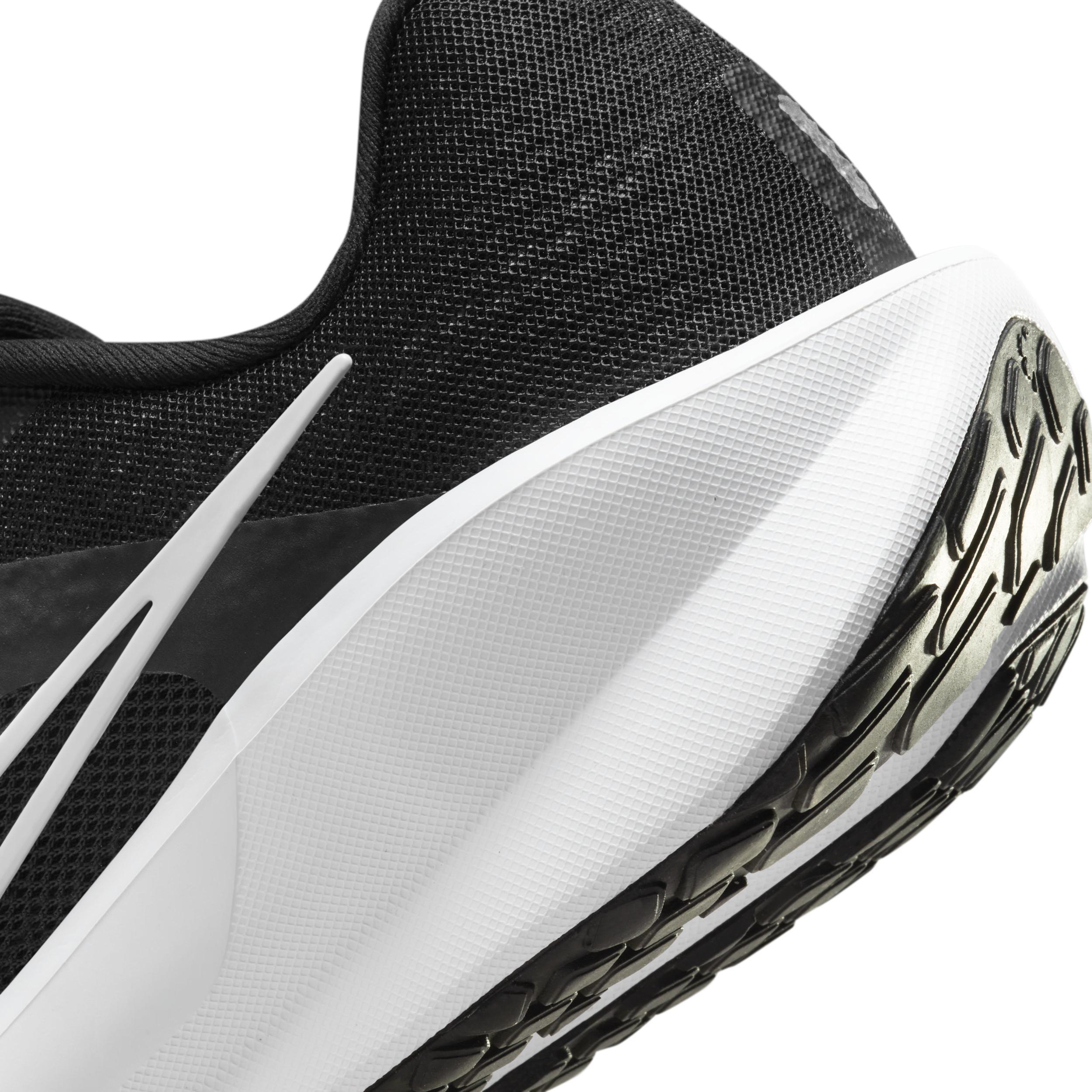 Nike Men's Downshifter 13 Road Running Shoes Product Image