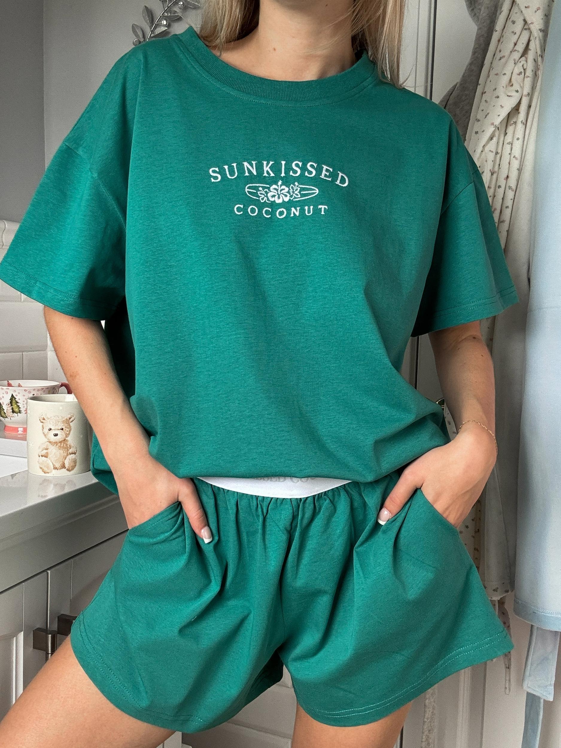 Bubbly Green Basic Watercolor Shorts Product Image