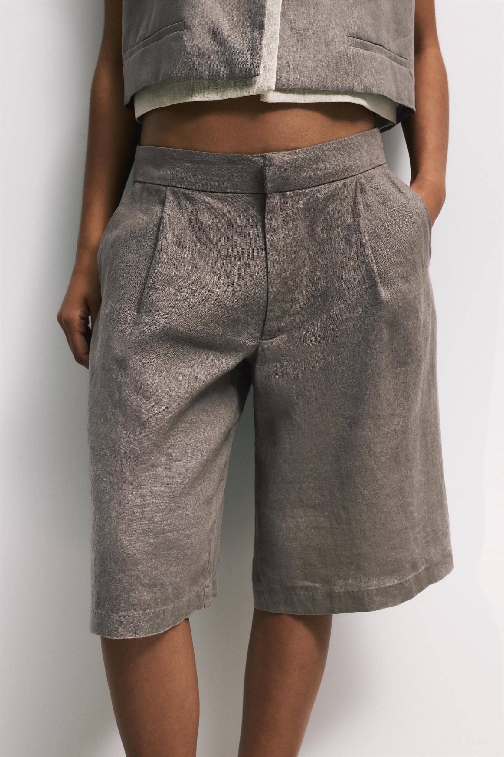 100% linen Bermuda shorts Product Image