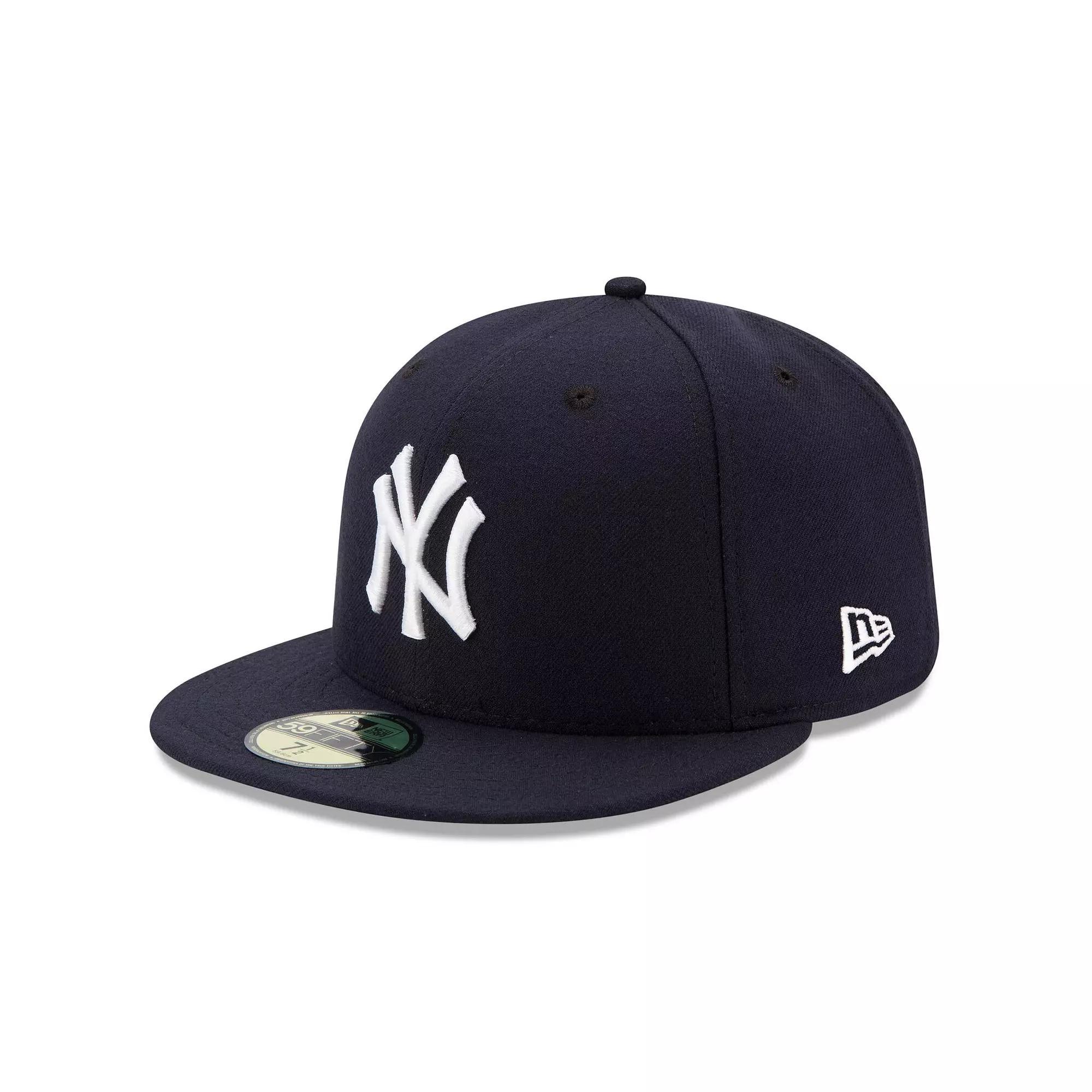 Men's New Era Navy New York Yankees Game Authentic Collection On-Field 59FIFTY Fitted Hat, Size: 7 3/4, Blue Product Image