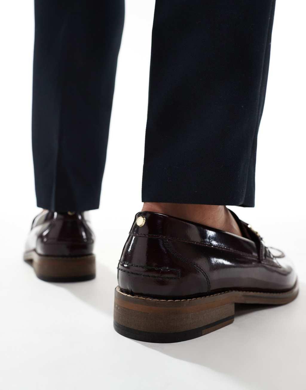 ASOS DESIGN loafers in burgundy leather with tassel Product Image