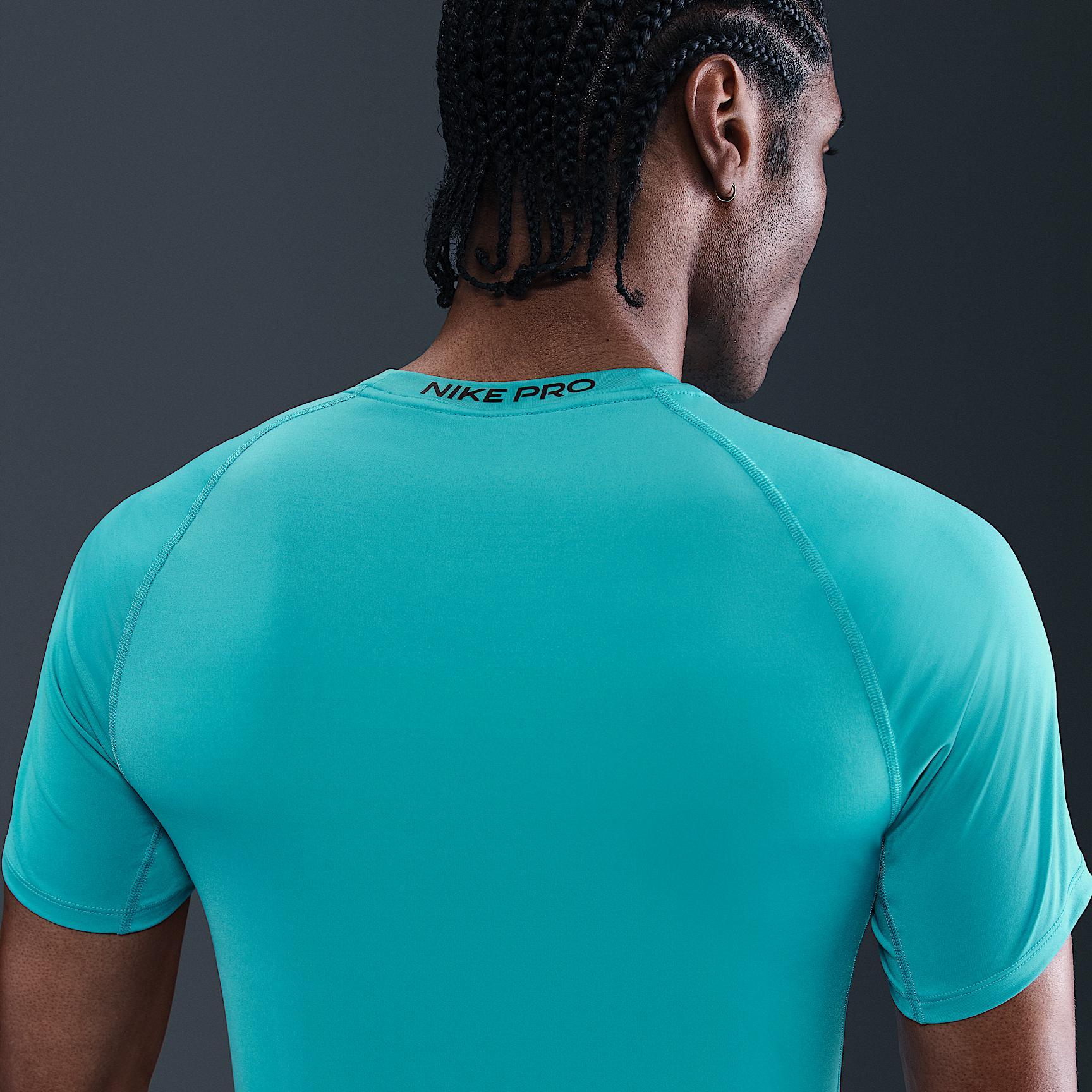 Nike Pro Men's Dri-FIT Slim Short-Sleeve Top Product Image