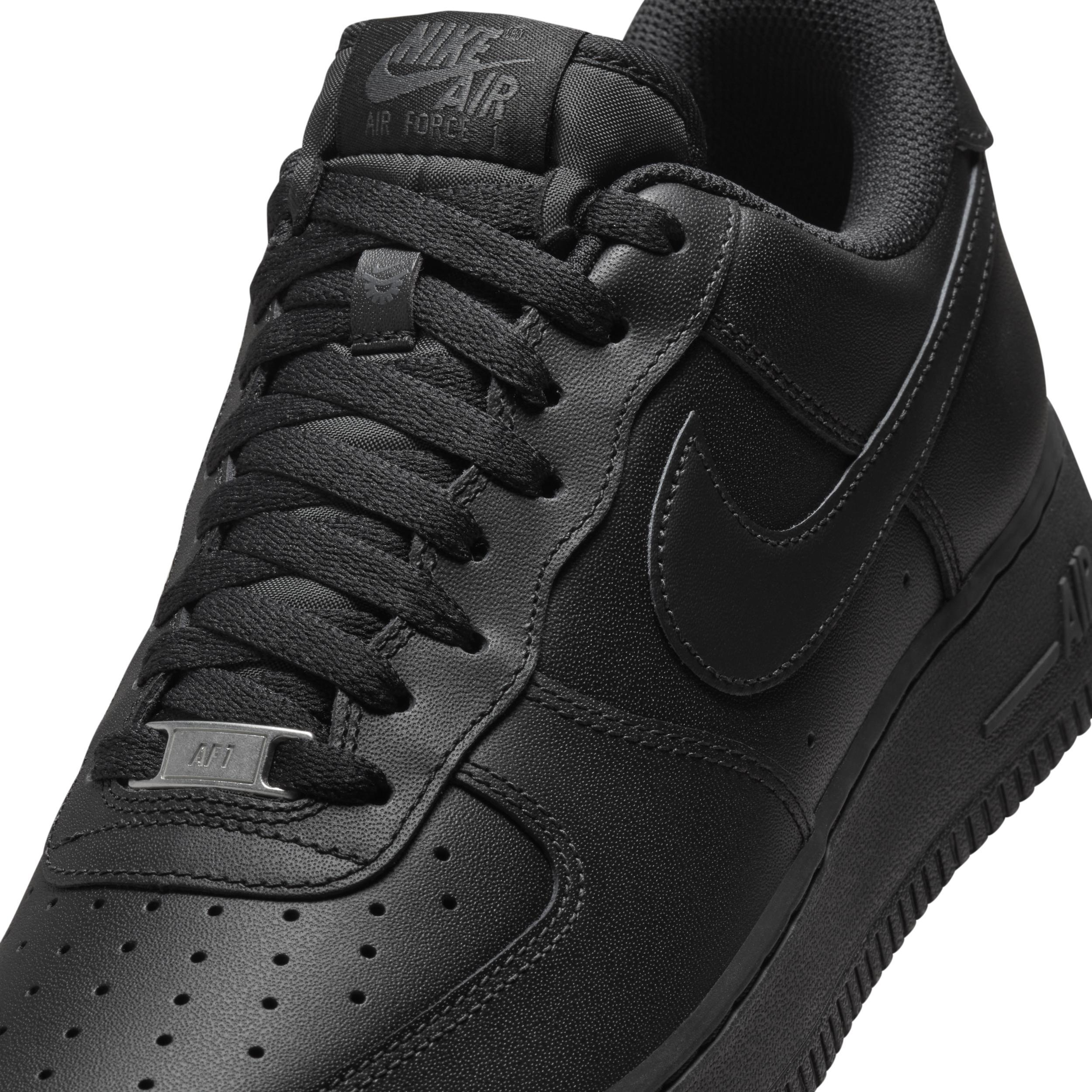 Nike Men's Air Force 1 '07 EasyOn Shoes Product Image