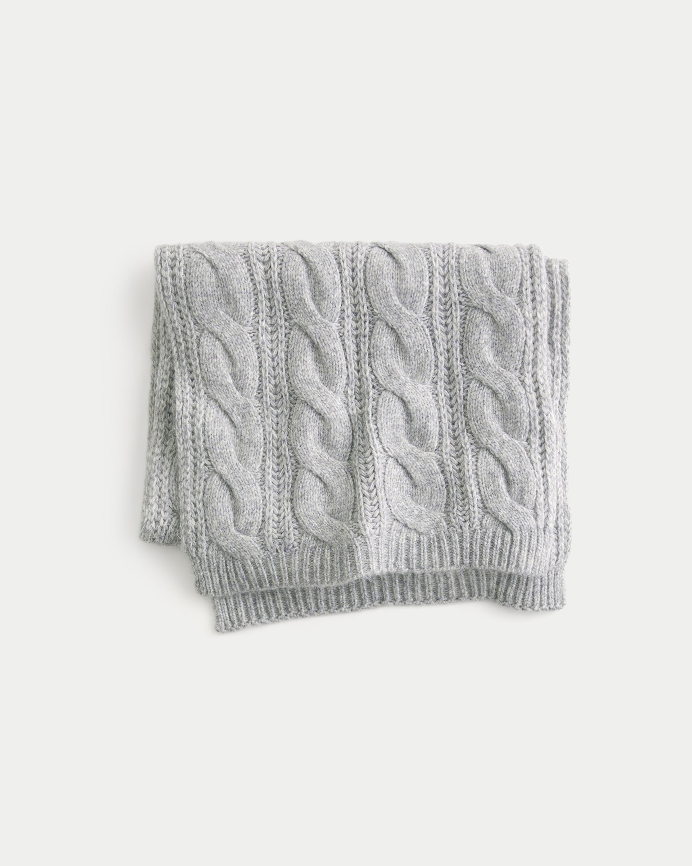 Cable-Knit Scarf Product Image