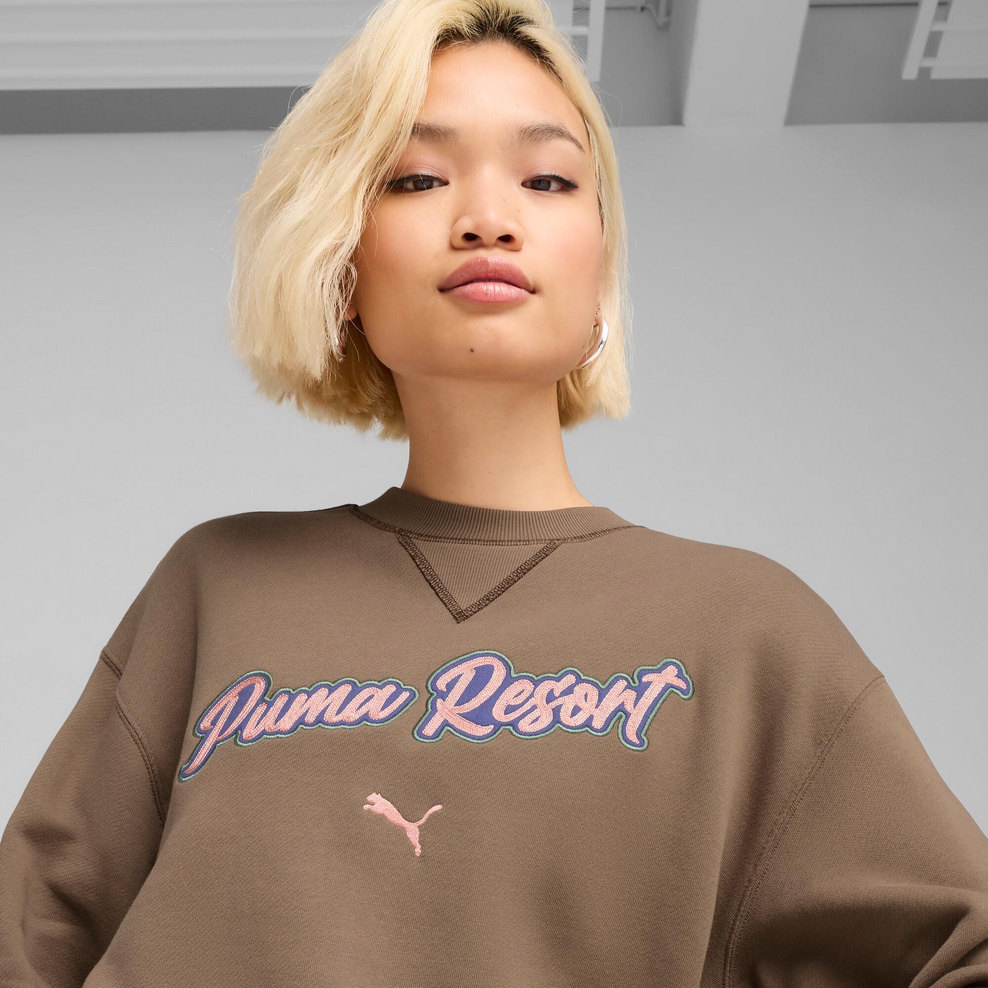 PUMA PREMIUM ESSENTIALS Men's Relaxed Graphic Crew Product Image