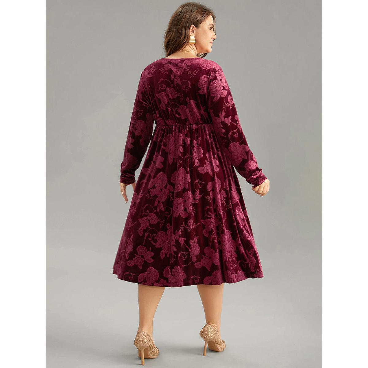 Plus Size Velvet Jacquard Elastic Waist Ruched Dress Scarlet Women Elegant Velvet V-neck Long Sleeve Curvy Midi Dress BloomChic 26/4X Product Image