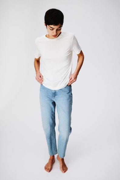 Slim Mom High Ankle Jeans Product Image