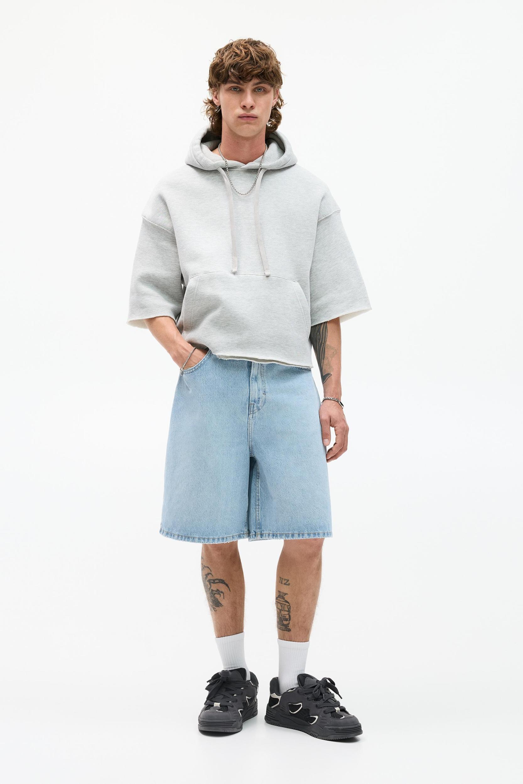 Loose baggy denim Bermuda shorts Product Image