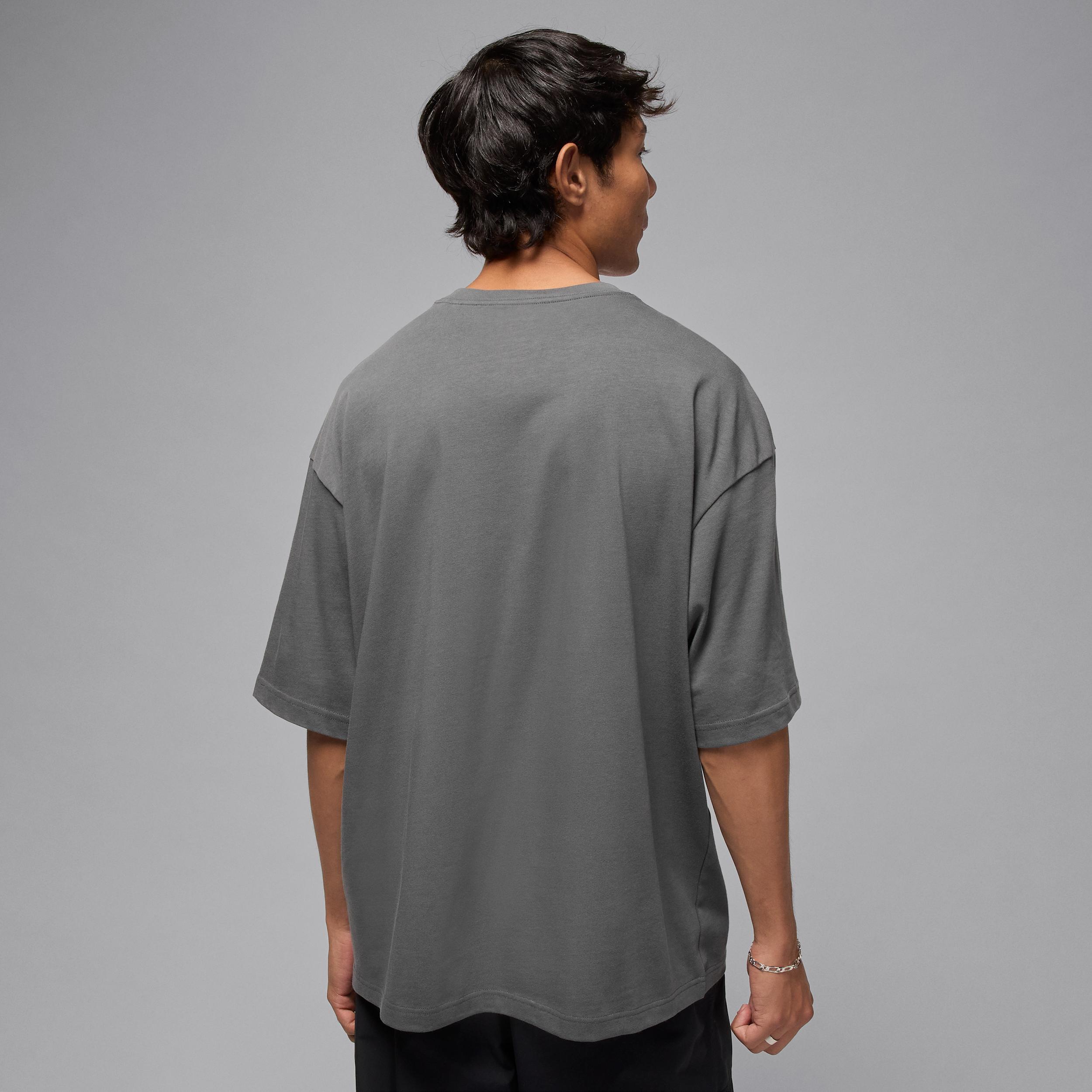 Men's Jordan Flight Essentials Oversized T-Shirt Product Image
