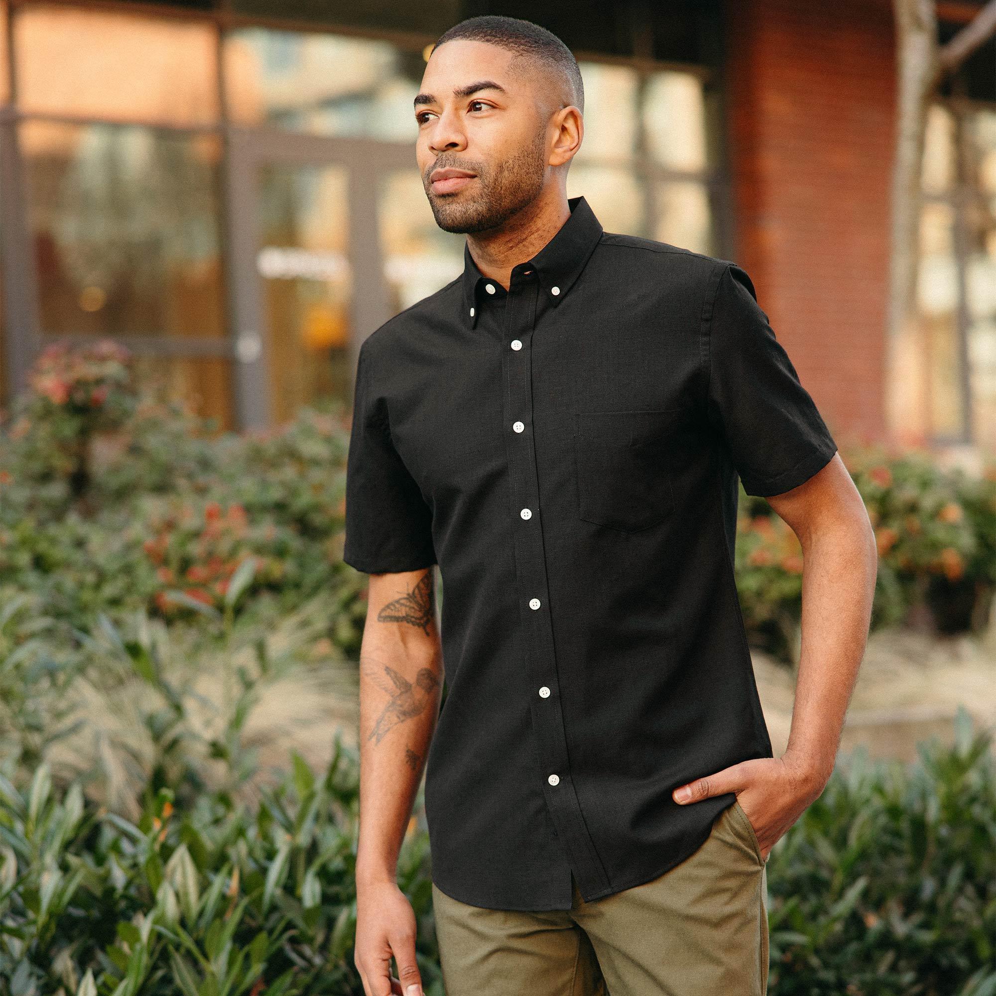 Essentials Big Cat Men's Tee Product Image