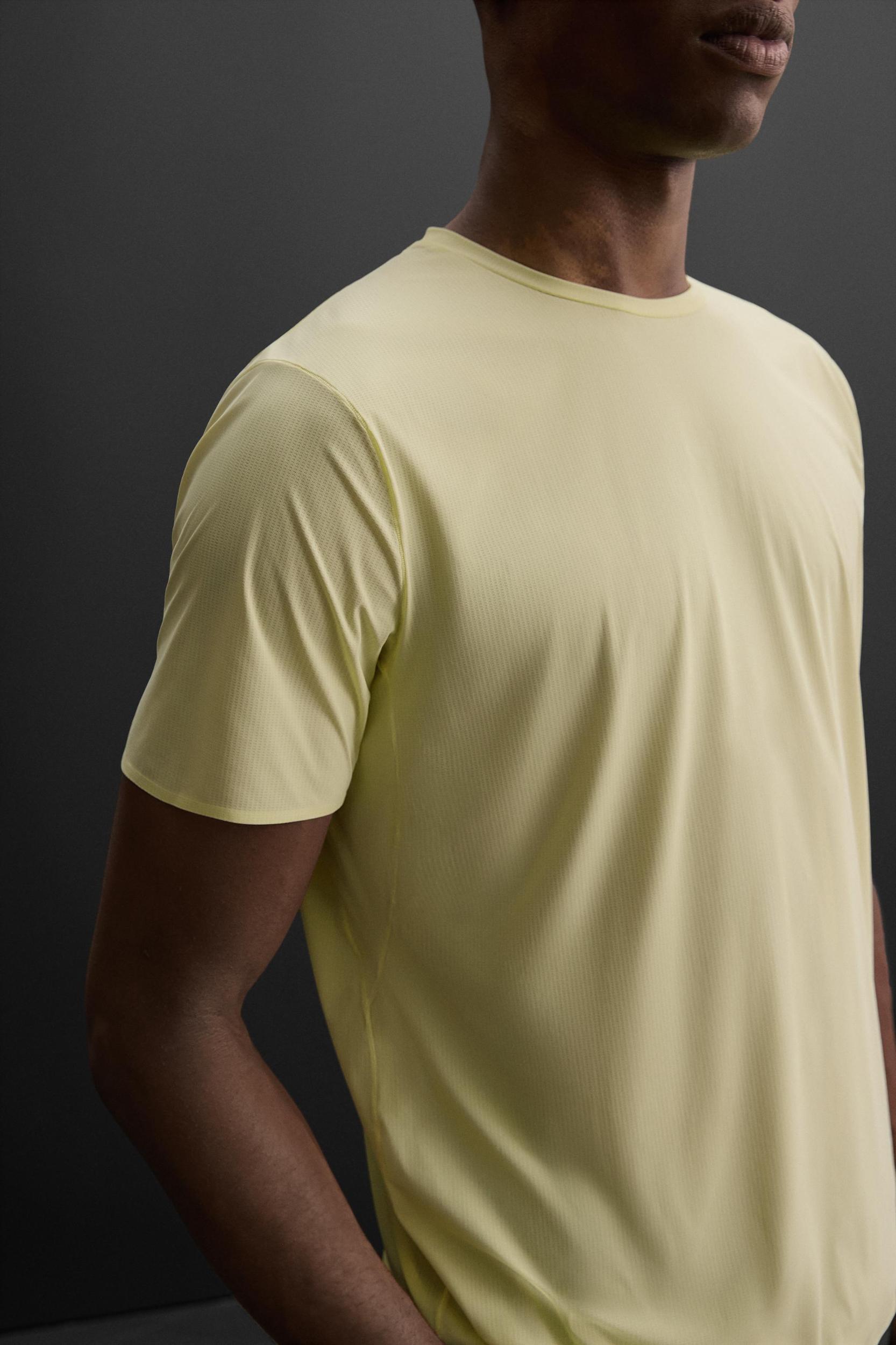 LIGHTWEIGHT TECHNICAL T-SHIRT Product Image