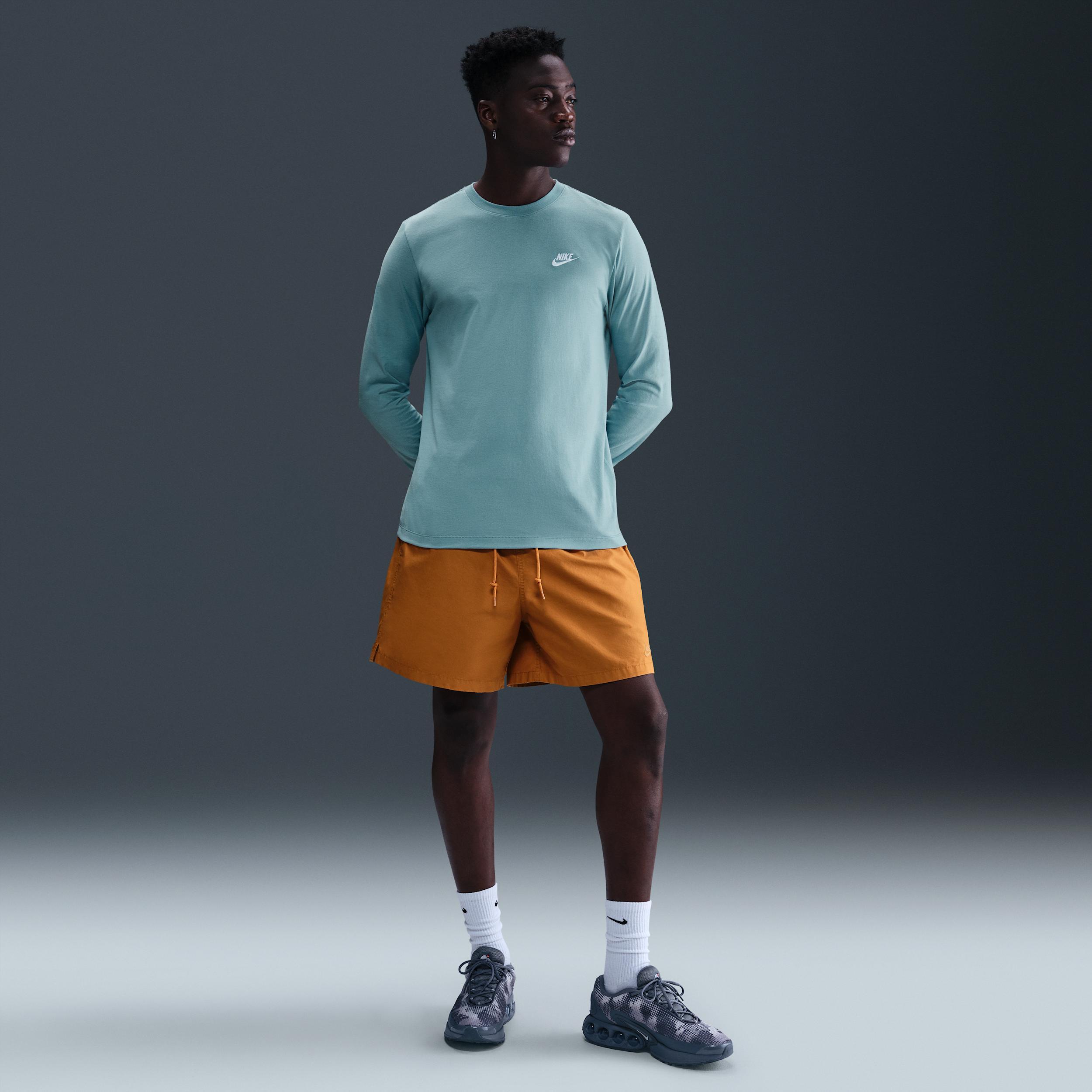 Nike Sportswear Club Men's Long-Sleeve T-Shirt Product Image