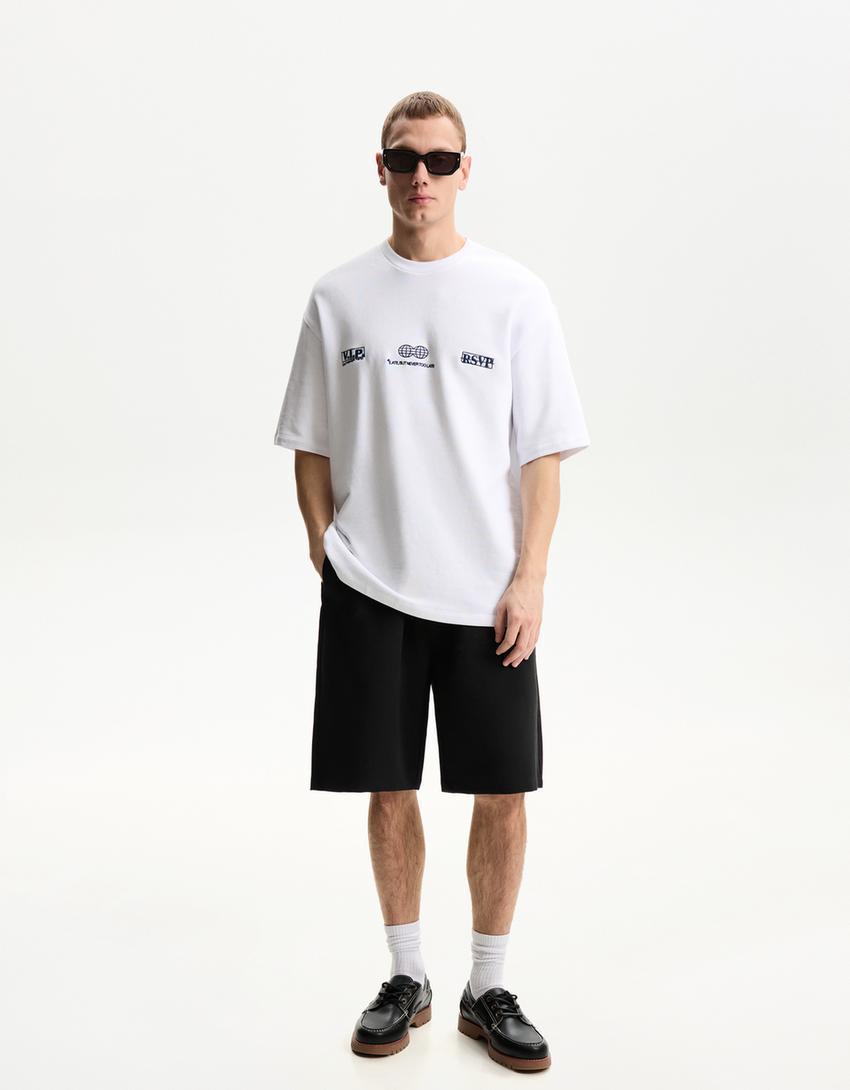 Tailored jogger Bermuda shorts Product Image