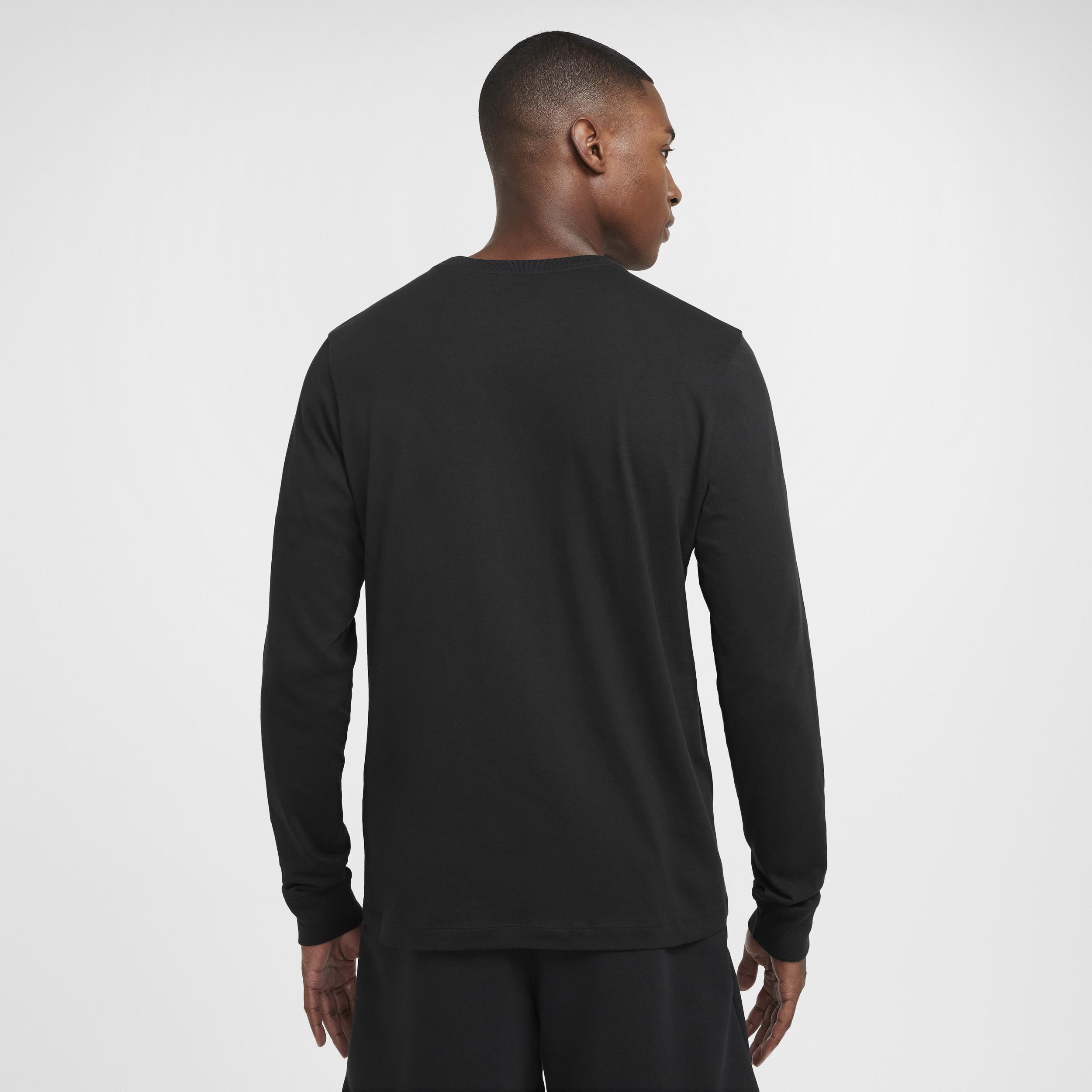Nike Men's Long-Sleeve Basketball T-Shirt Product Image