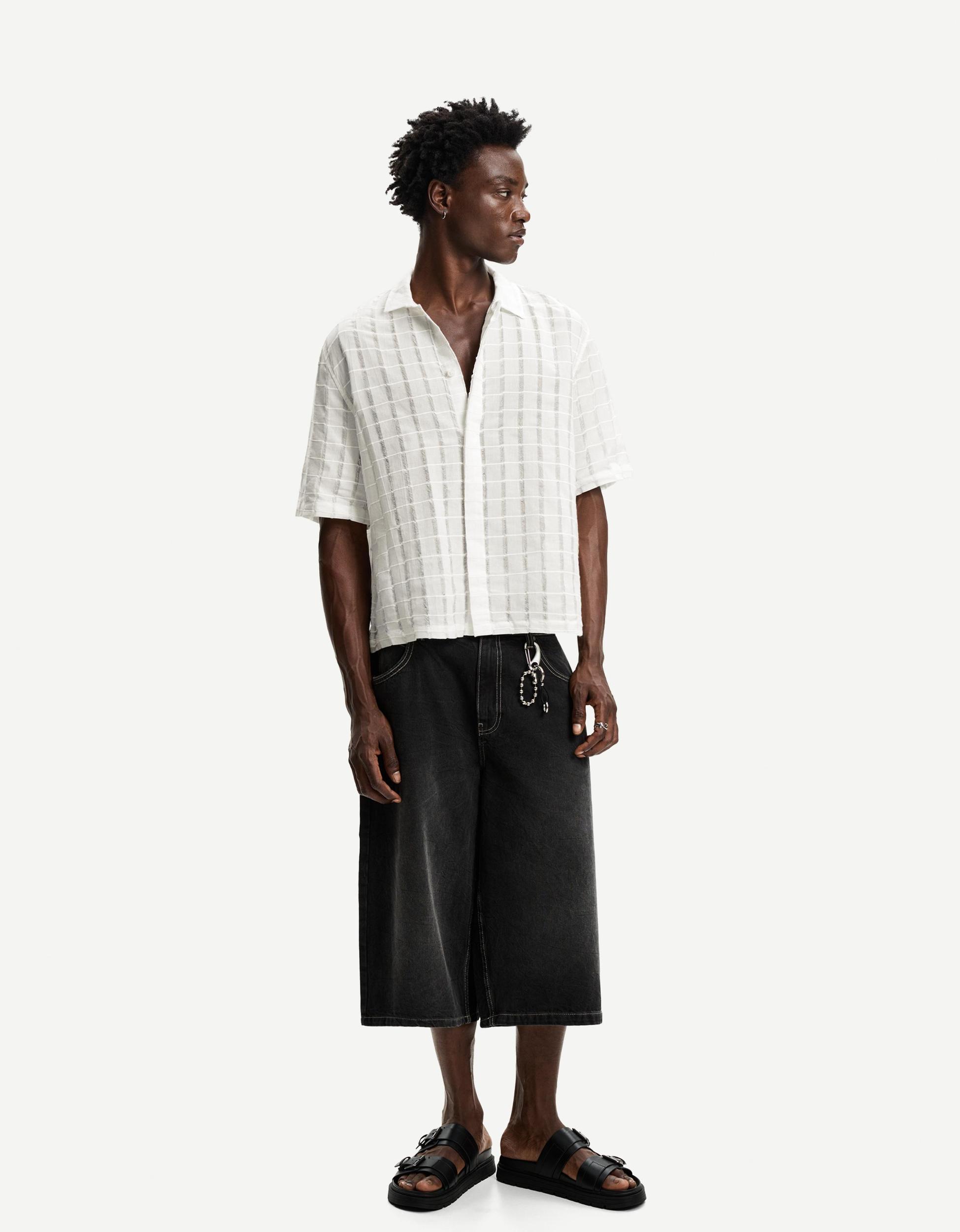 Frayed boxy-fit short sleeve shirt Product Image