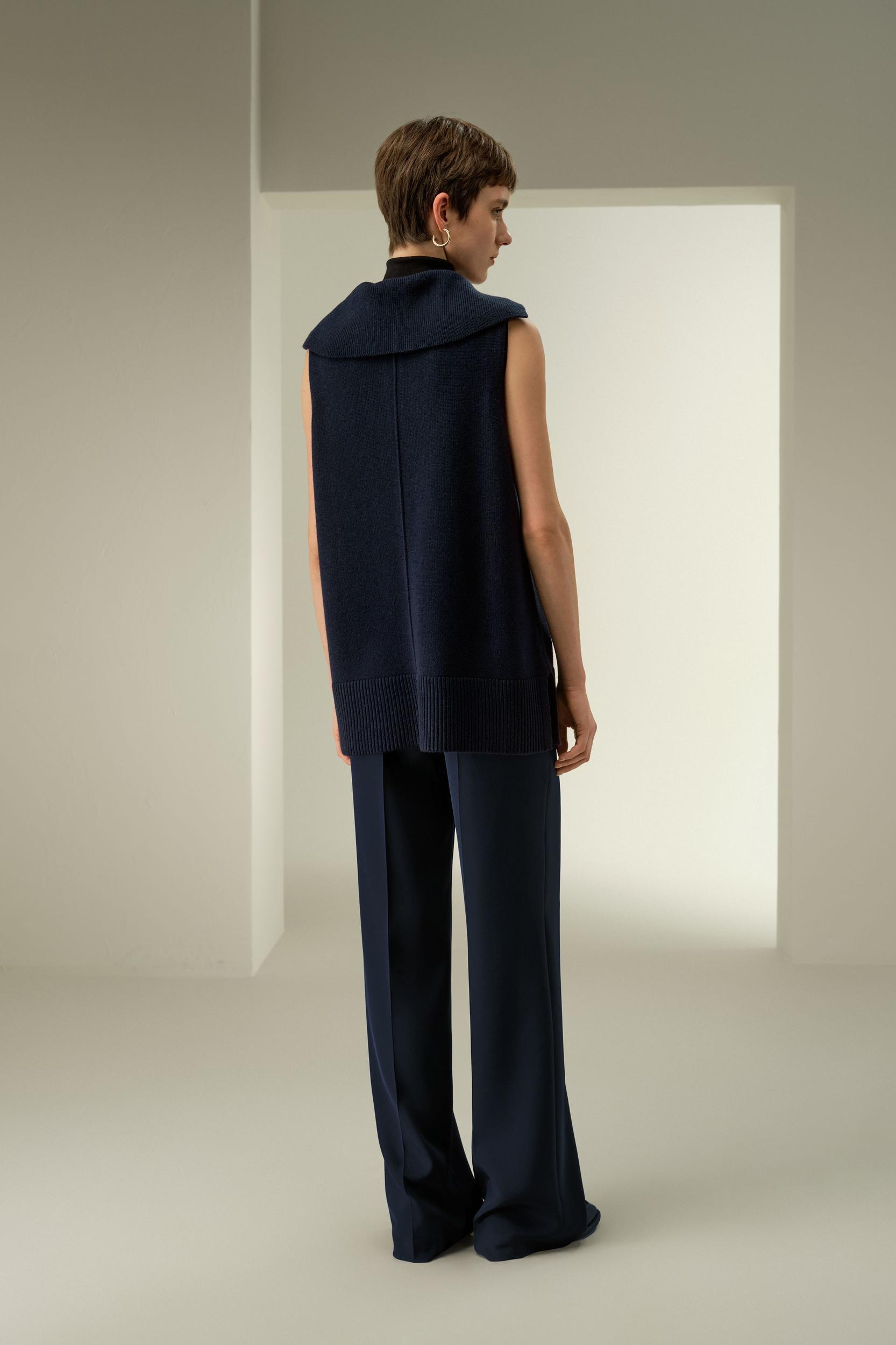 Vintage-Inspired Sailor Collar Top Product Image