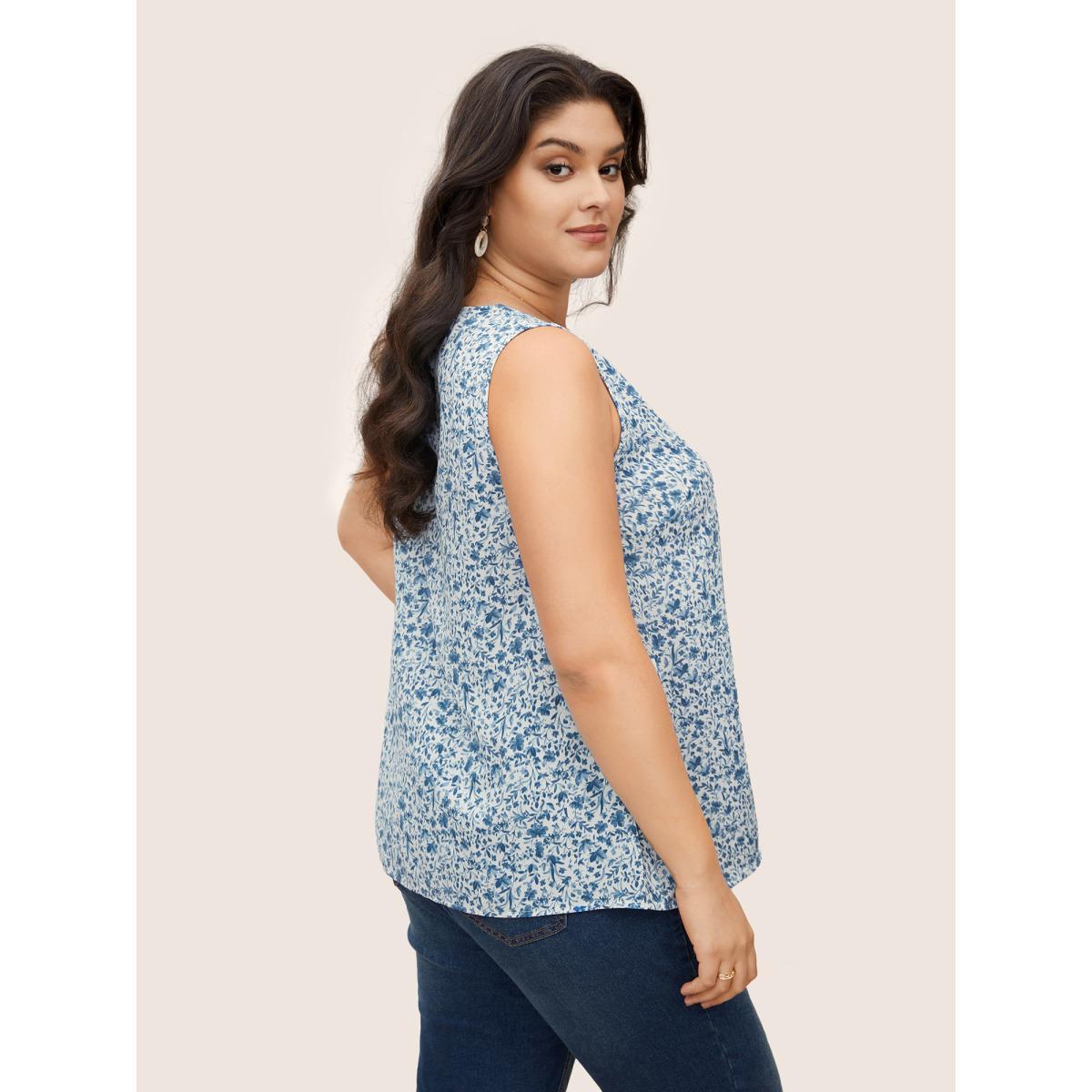 Plus Size Ditsy Floral Sleeveless Button Detail Tank Top Women LightBlue Casual Button V-neck Everyday Tank Tops Camis BloomChic 12/L Product Image