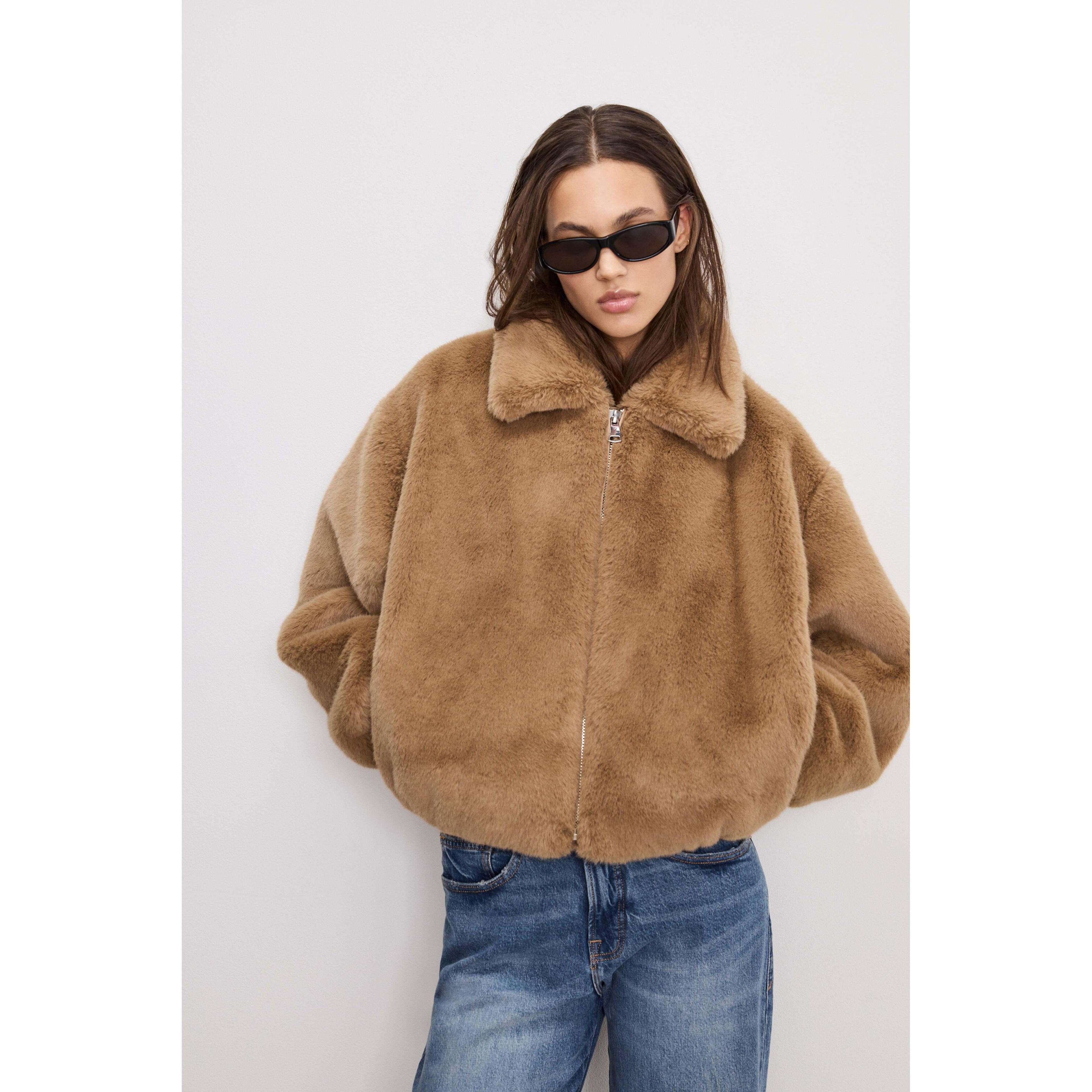 Womens Faux Fur Collar Jacket | | Good American by Khlo Kardashian Product Image