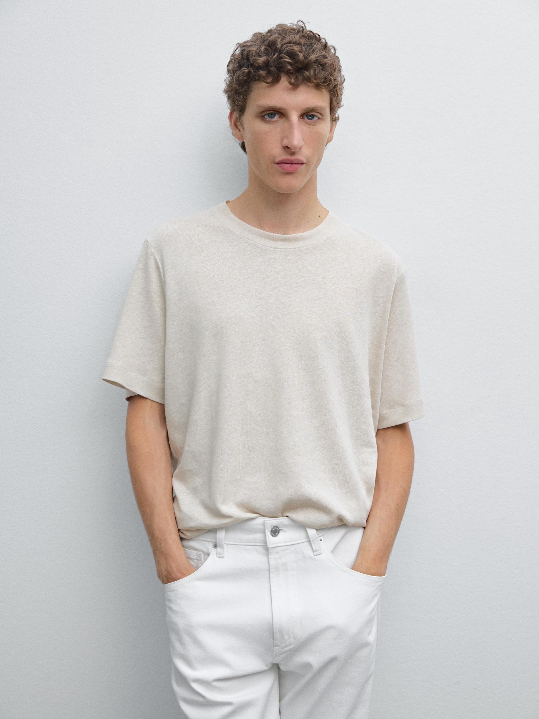 Short sleeve linen blend T-shirt Product Image