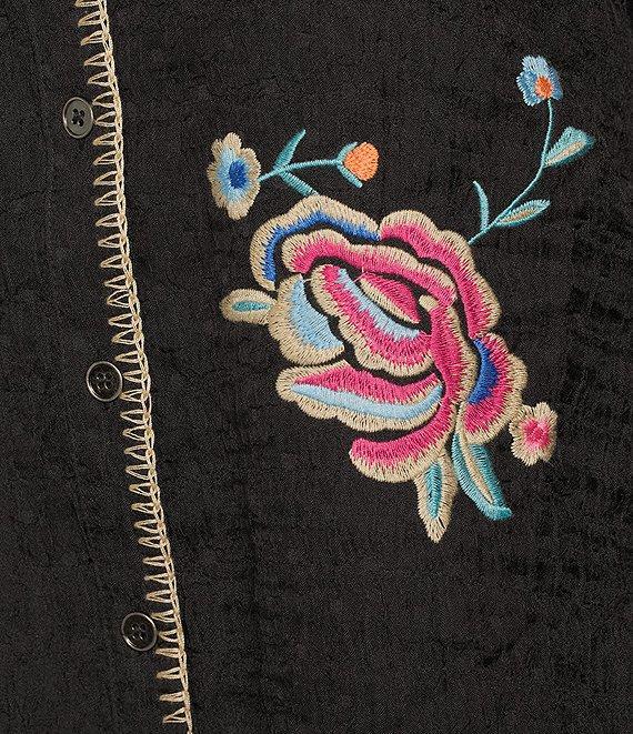 Calessa Petite Size Embroidered Textured Crinkle Point Collar Long Sleeve Button-Front Shirt Product Image