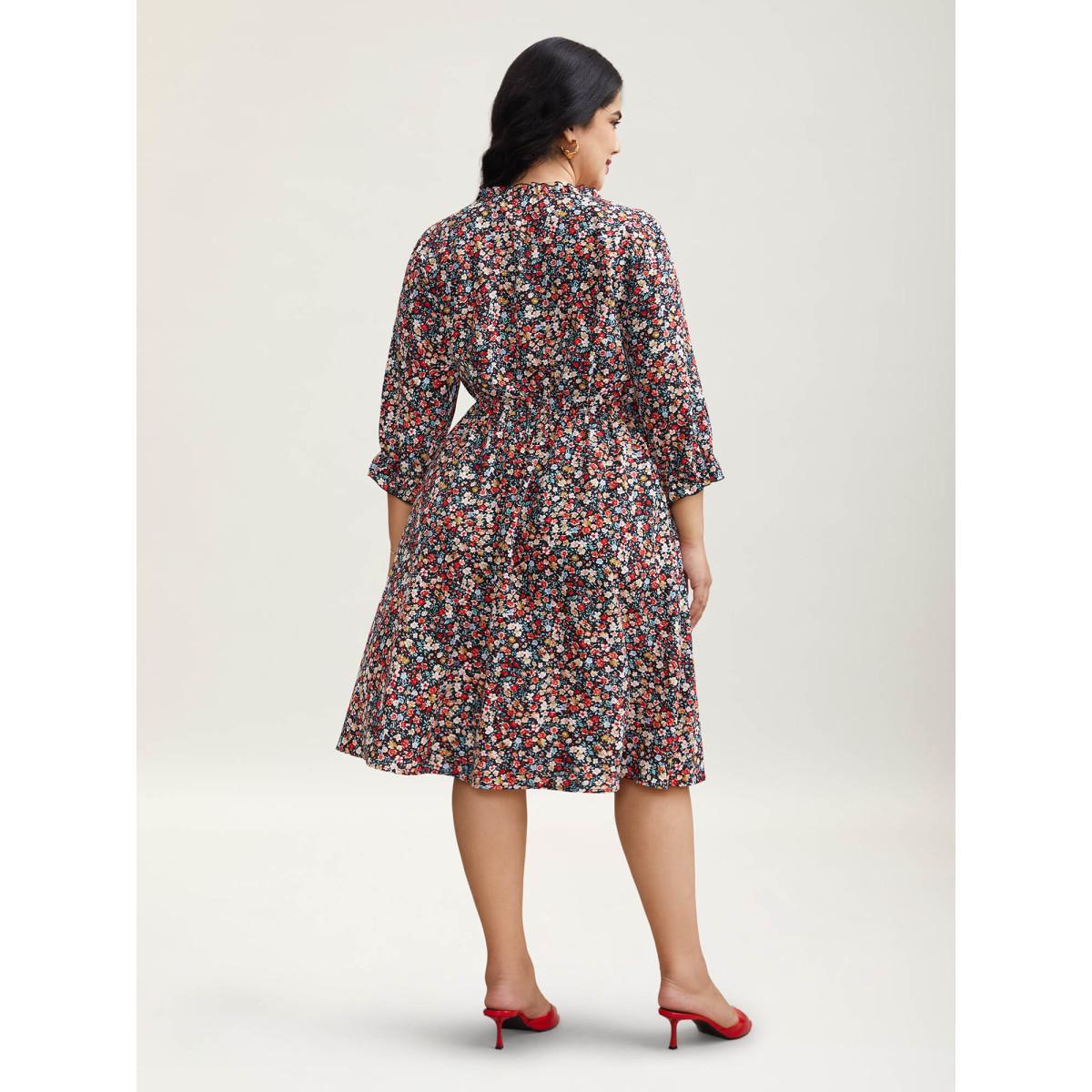Plus Size Floral Print Drawstring Pockets Flared Midi Dress Black Women Timeless Drawstring Notched collar Elbow-length sleeve Curvy BloomChic 26/4X Product Image
